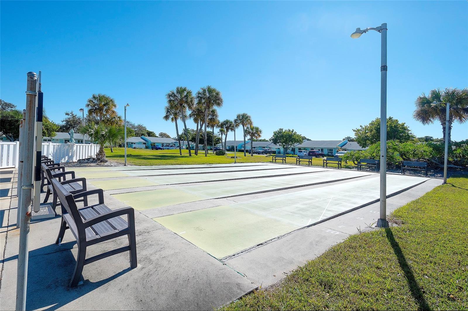 Image 15 of 22 For 4202 35th Avenue W 7