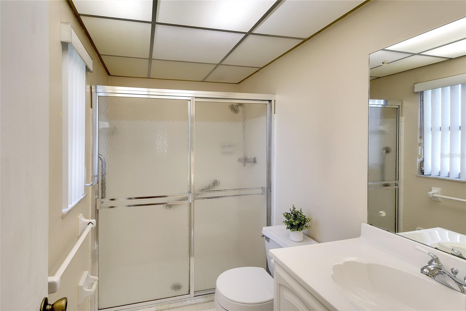 Image 4 of 22 For 4202 35th Avenue W 7