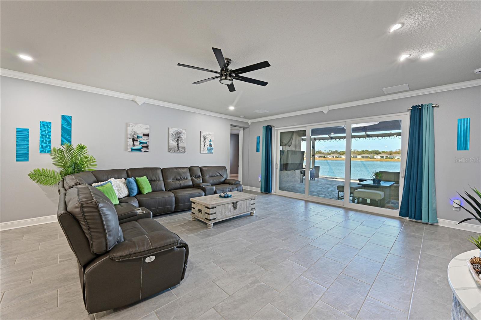 Image 11 of 44 For 12338 51st Street E