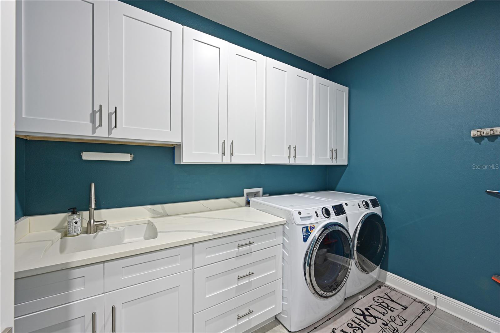 Image 22 of 44 For 12338 51st Street E