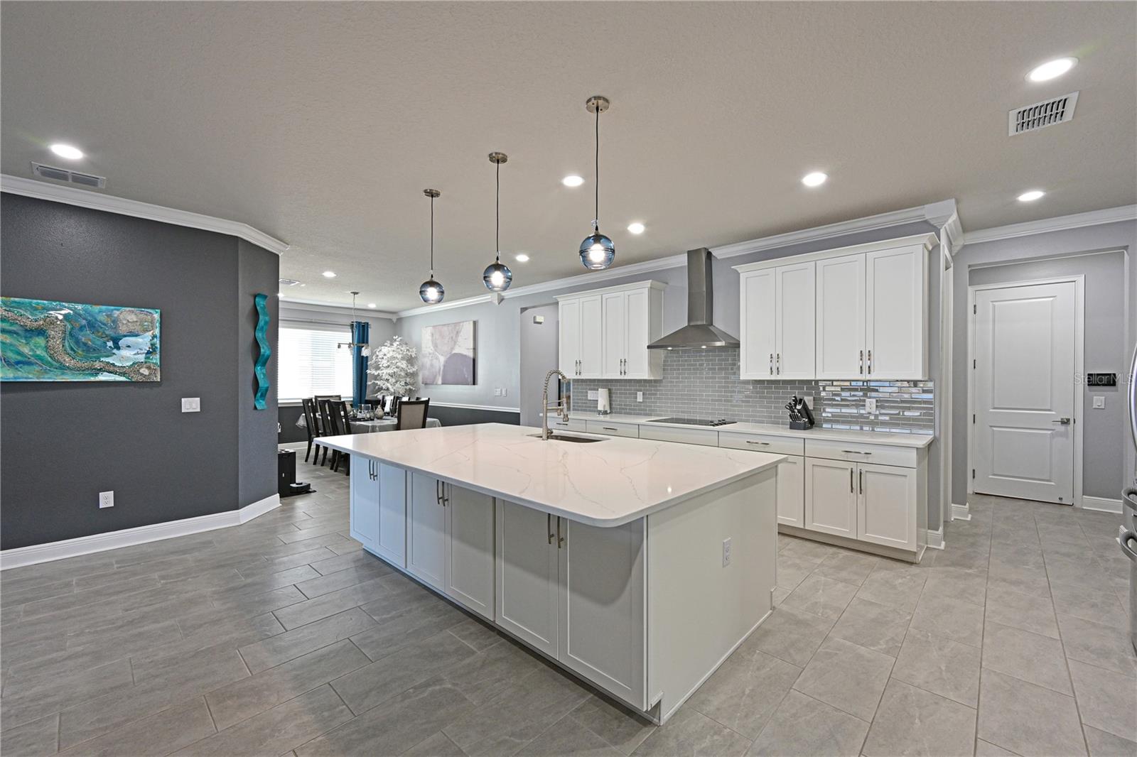 Image 5 of 44 For 12338 51st Street E