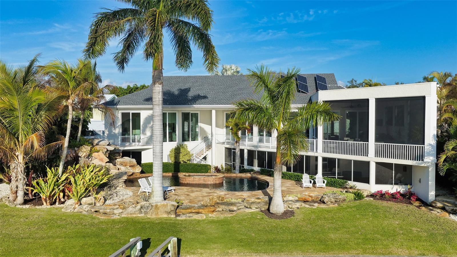 Image 35 of 40 For 324 Bayshore Drive