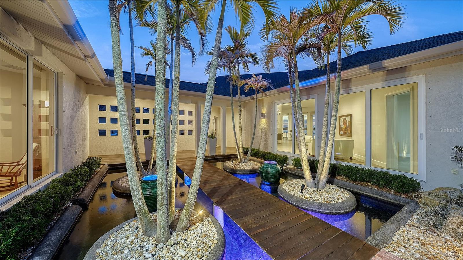 Image 5 of 40 For 324 Bayshore Drive