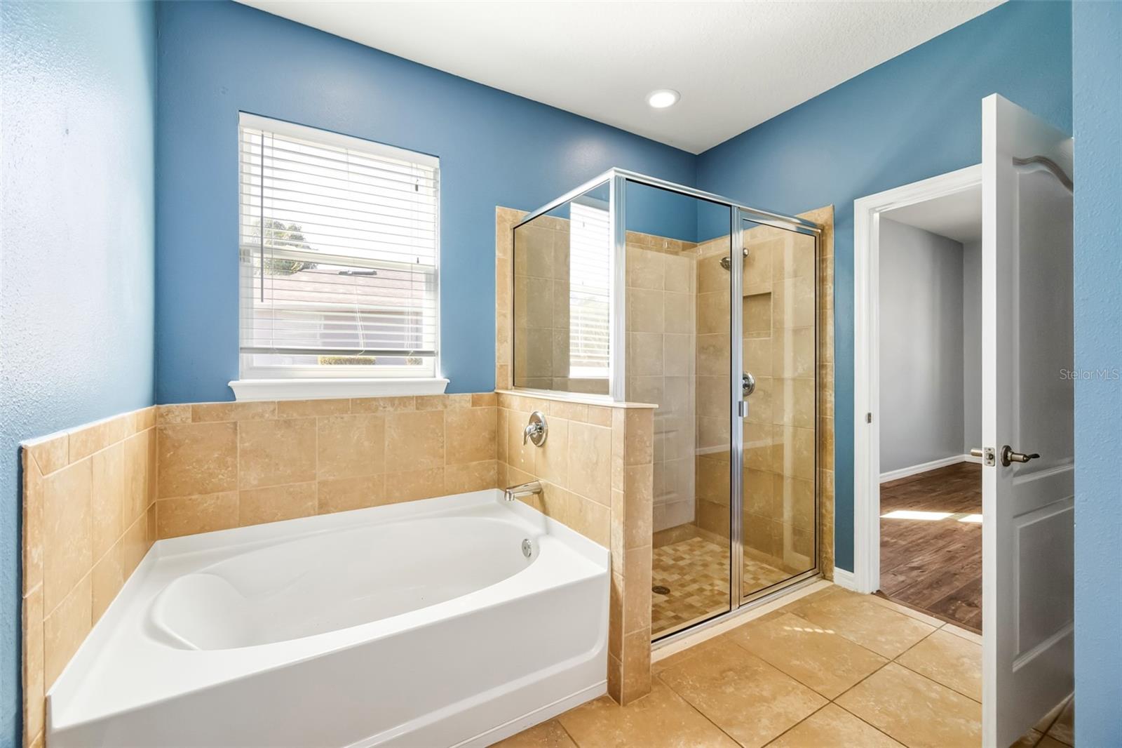 Image 12 of 24 For 7918 Peaceful Par Drive