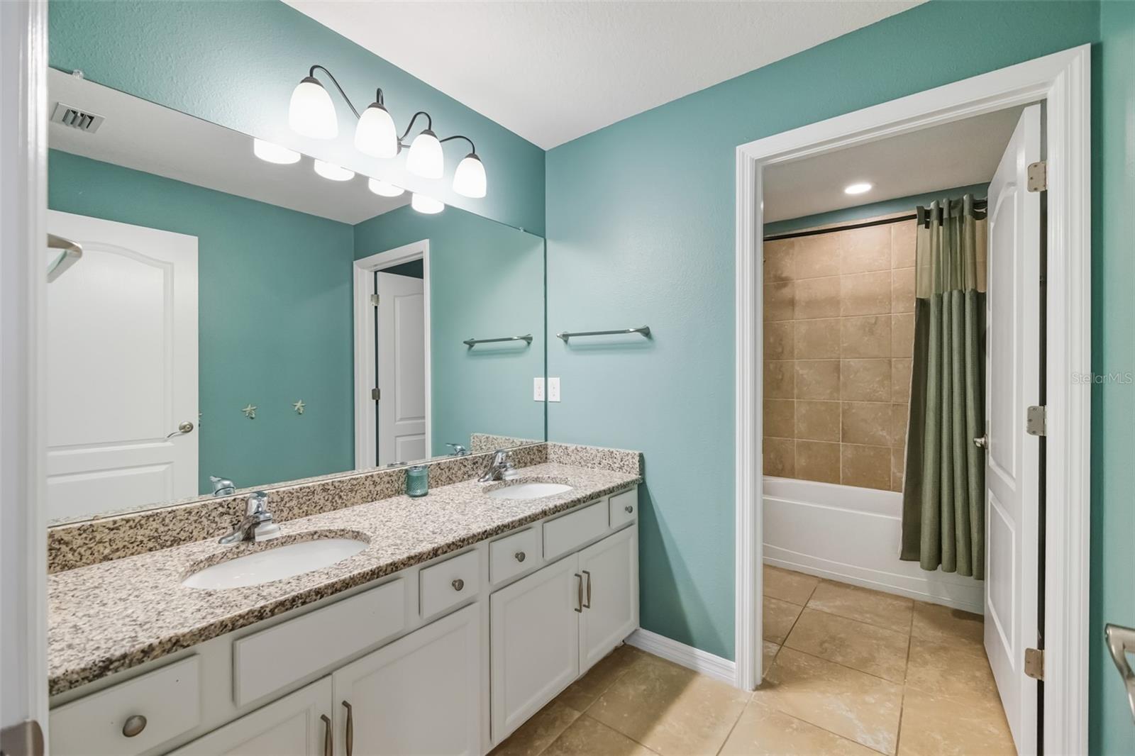 Image 19 of 24 For 7918 Peaceful Par Drive