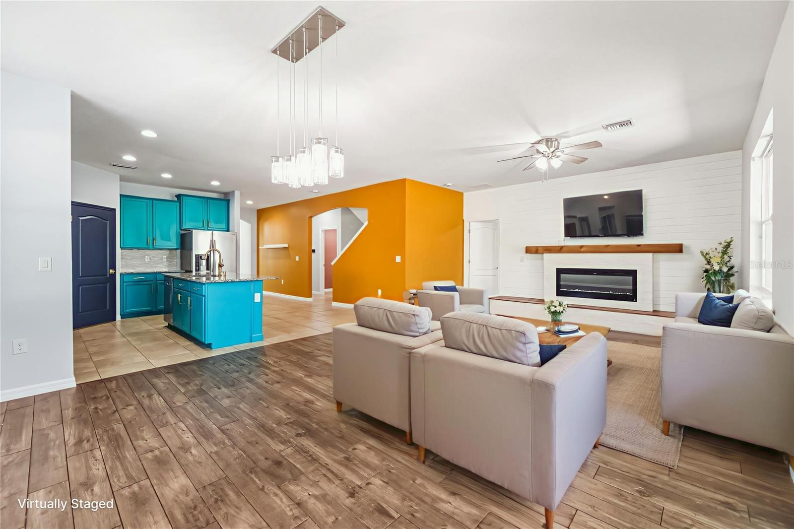 Image 9 of 24 For 7918 Peaceful Par Drive