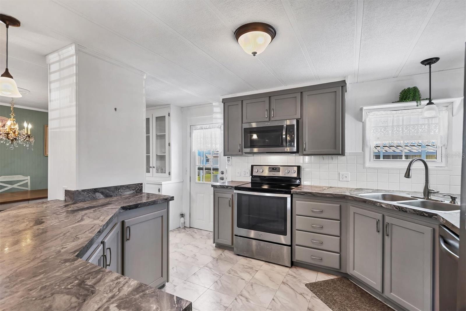 Image 13 of 45 For 1530 45th Avenue Drive E