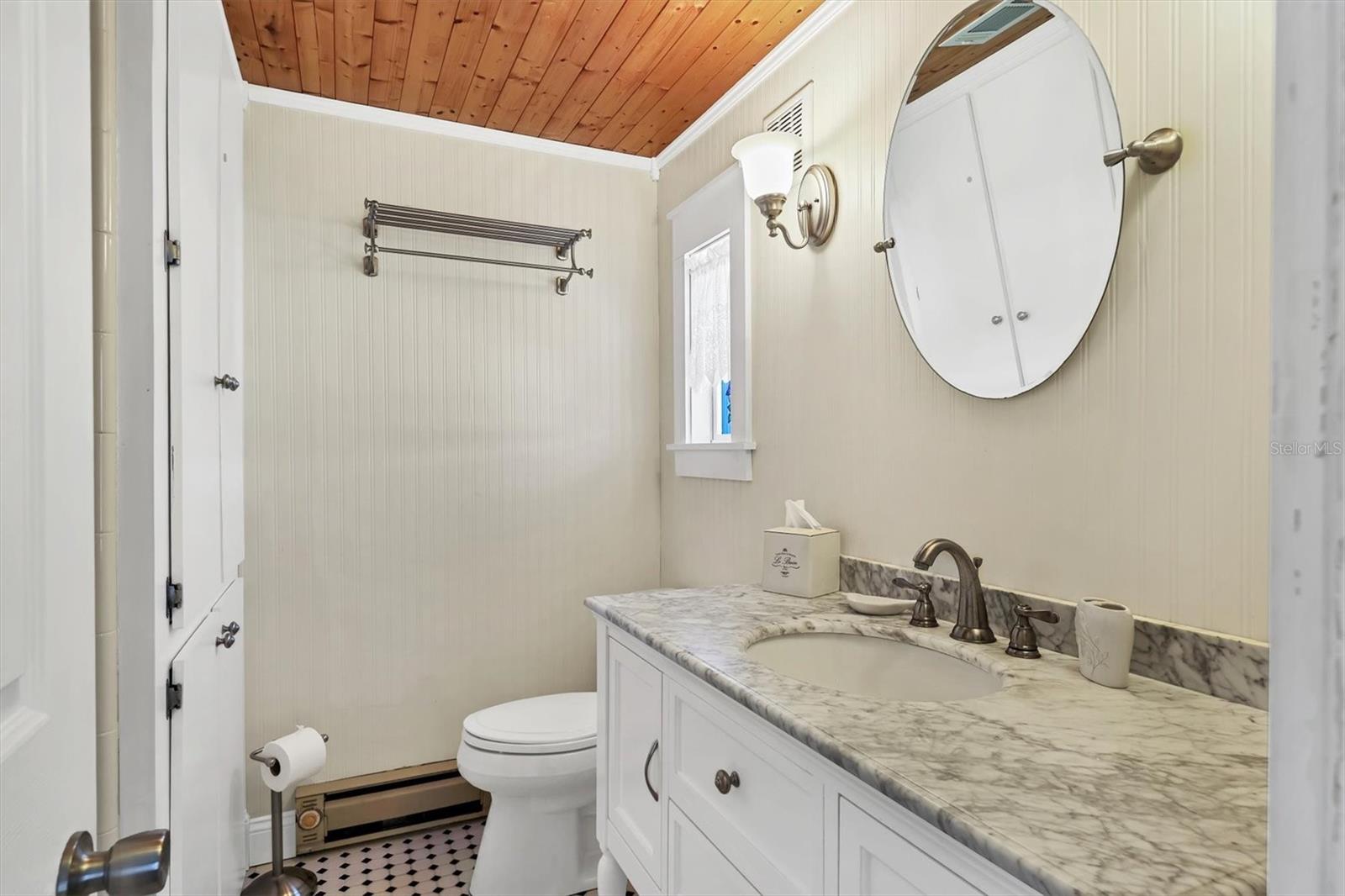 Image 17 of 45 For 1530 45th Avenue Drive E