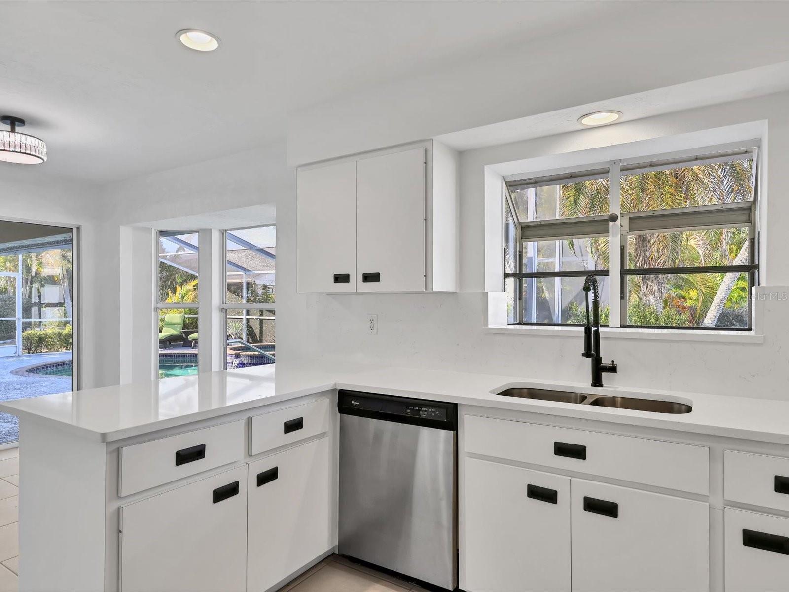 Image 17 of 47 For 5125 Wedge Court E