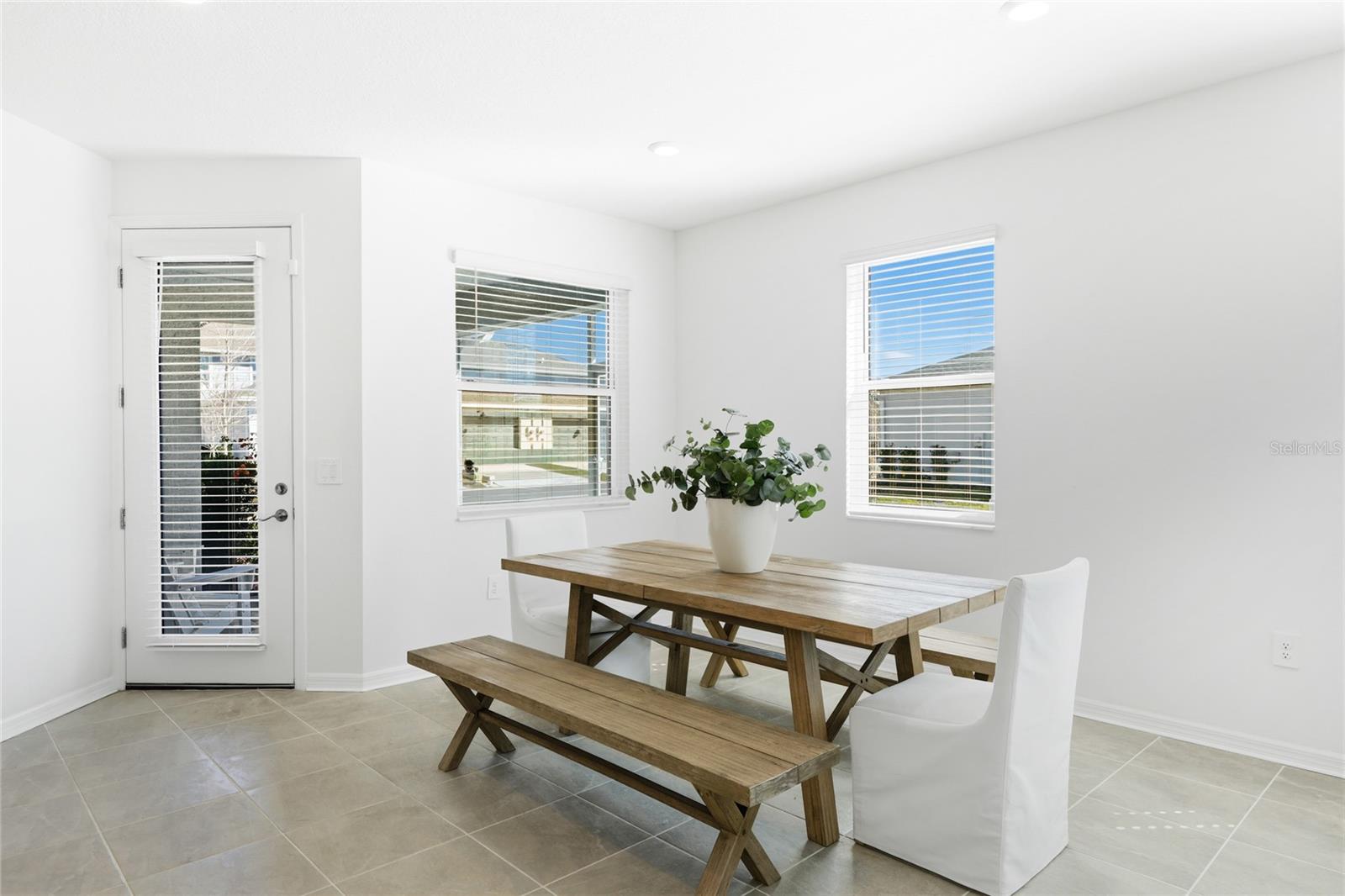 Image 10 of 32 For 1763 Spreader Lane