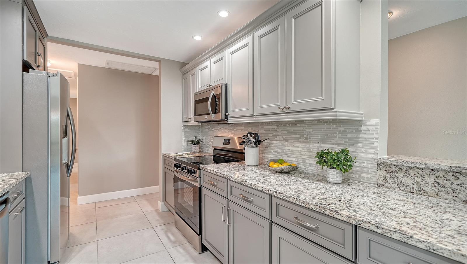 Image 22 of 72 For 113 Whispering Sands Drive V47