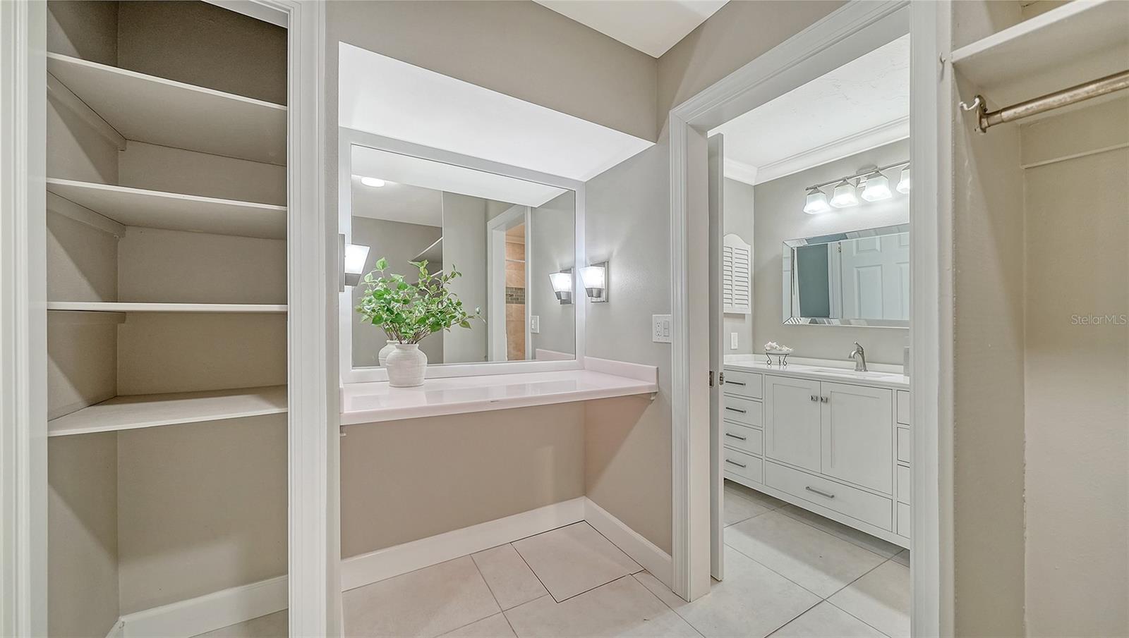 Image 32 of 72 For 113 Whispering Sands Drive V47