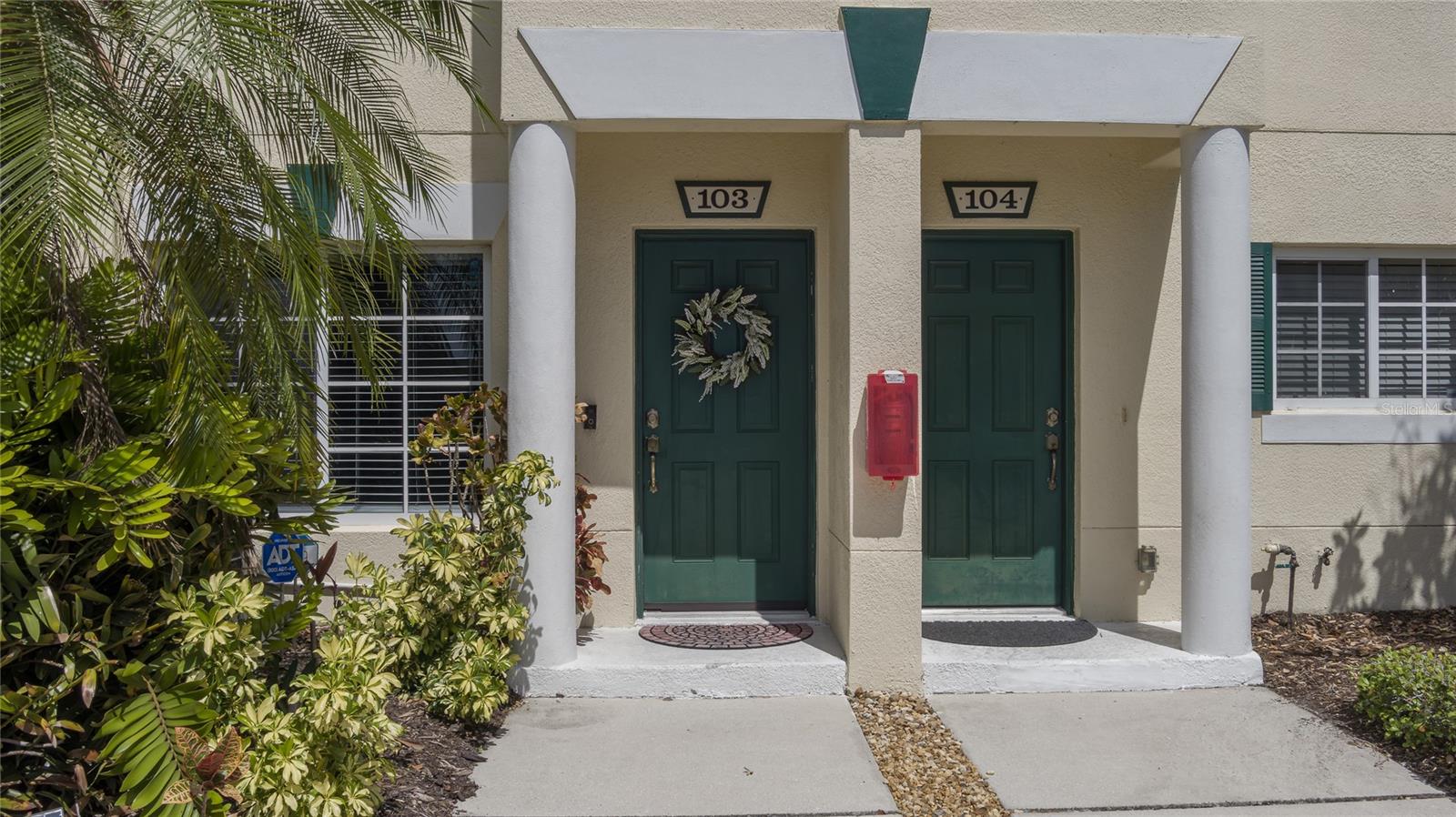 Image 2 of 30 For 329 Cape Harbour Loop 103