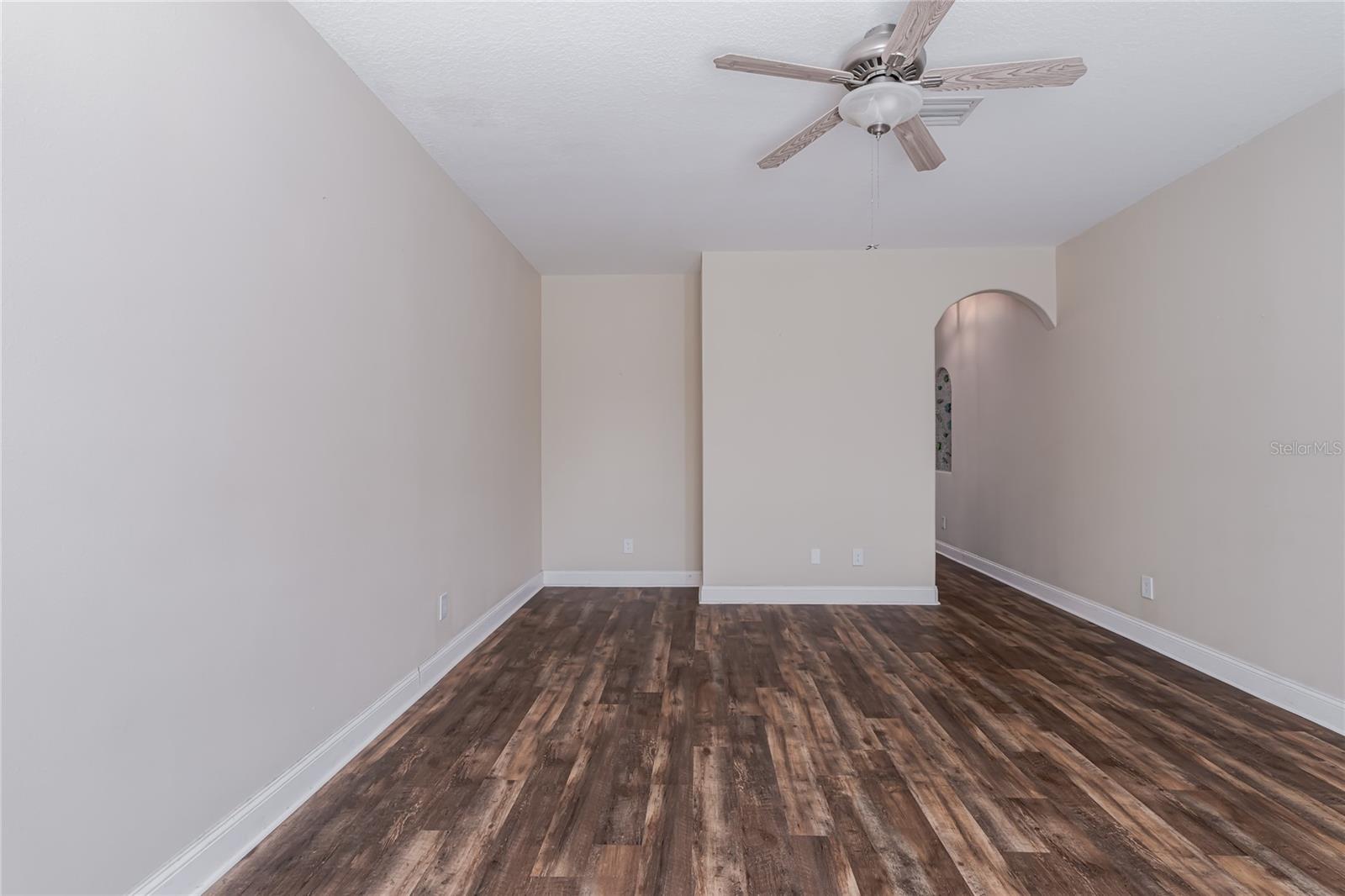 Image 6 of 30 For 329 Cape Harbour Loop 103