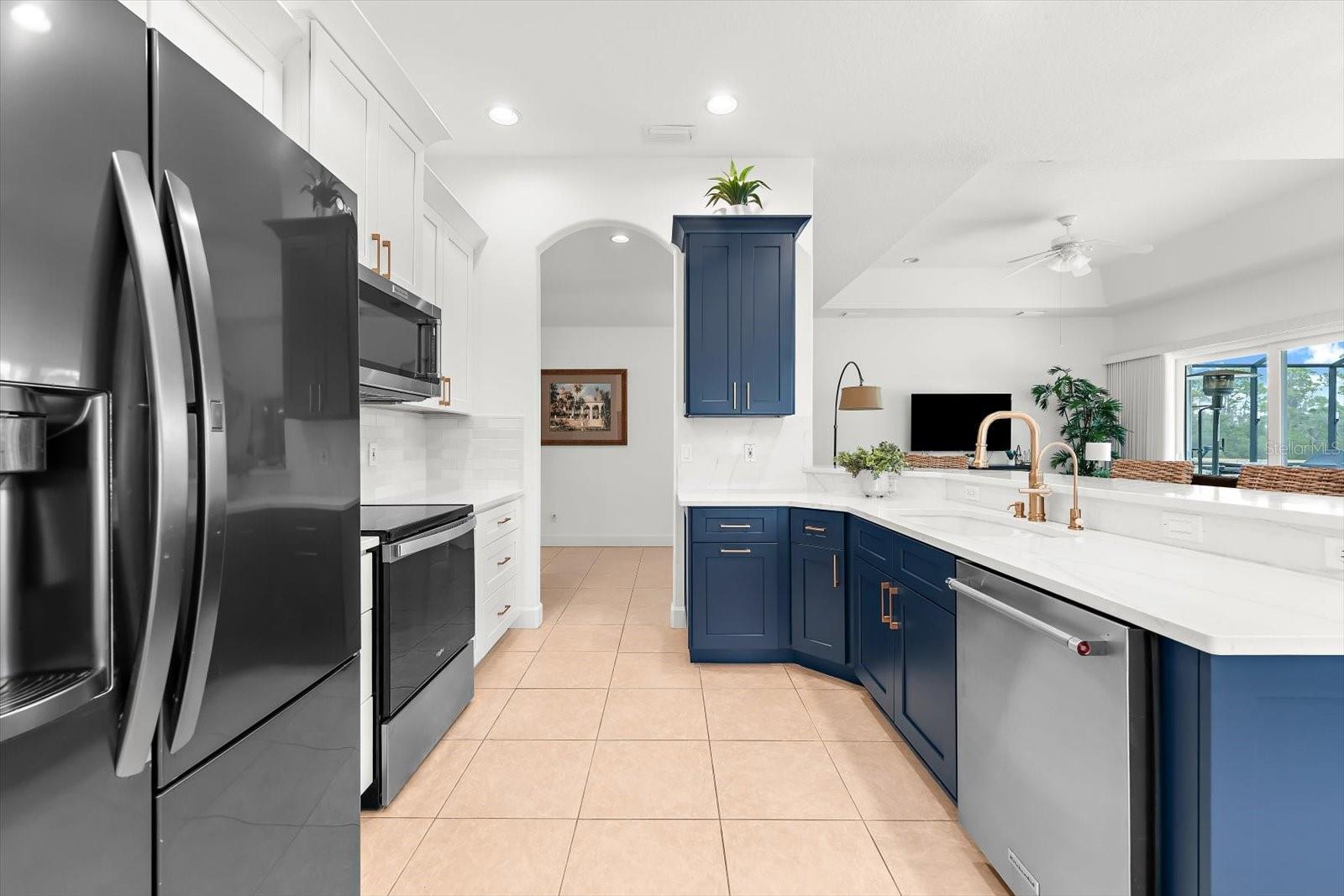 Image 13 of 54 For 936 Scherer Way