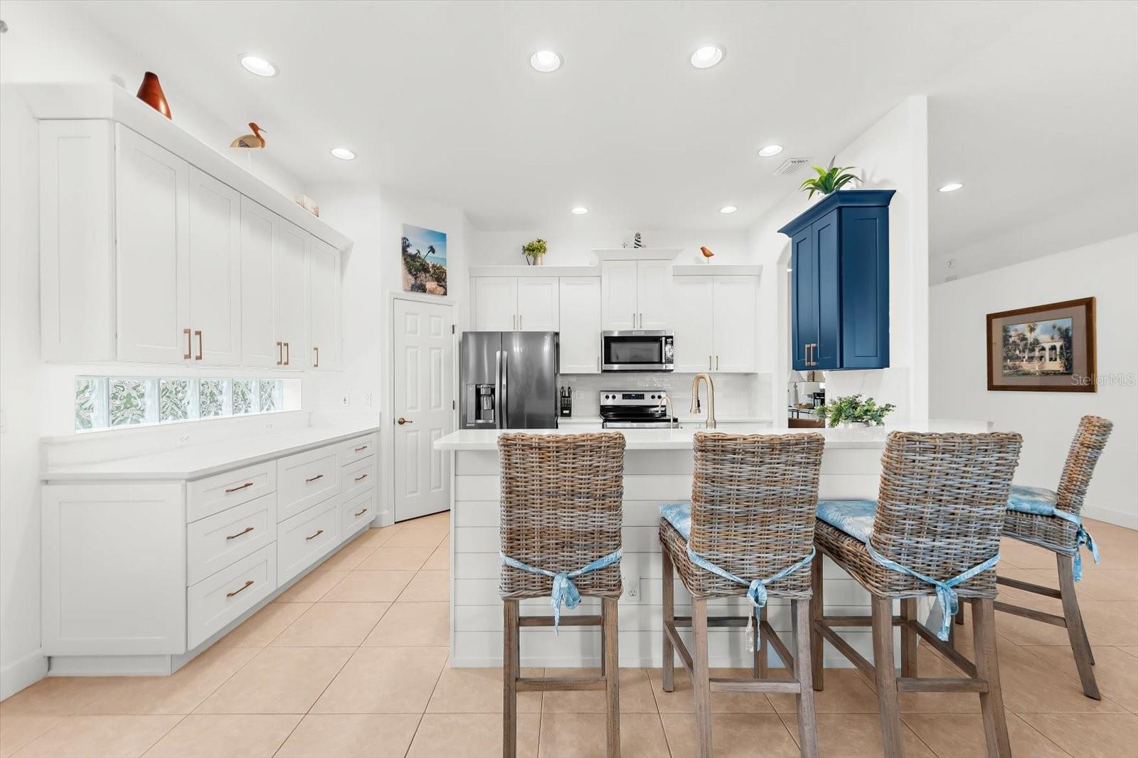 Image 18 of 54 For 936 Scherer Way