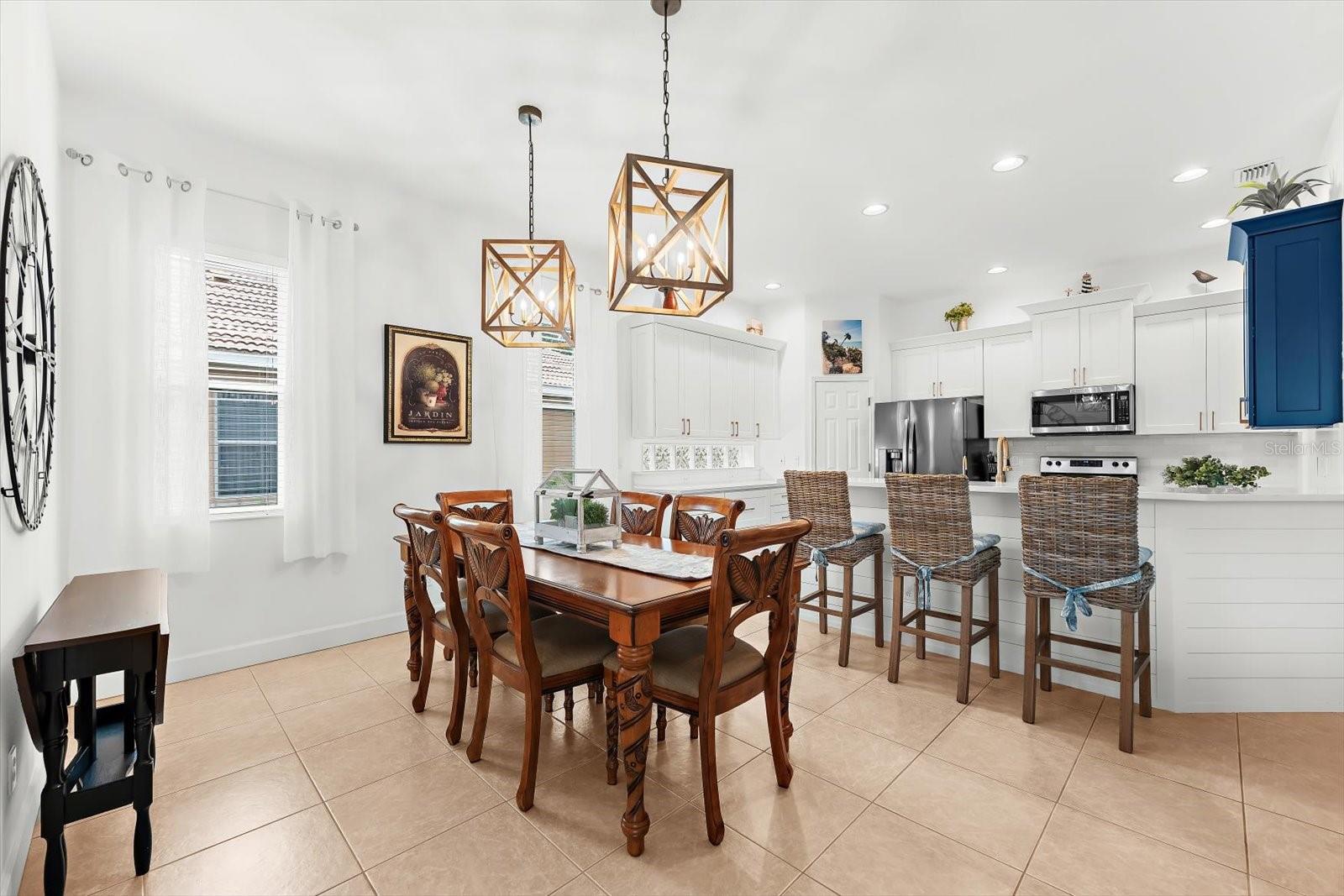 Image 19 of 54 For 936 Scherer Way