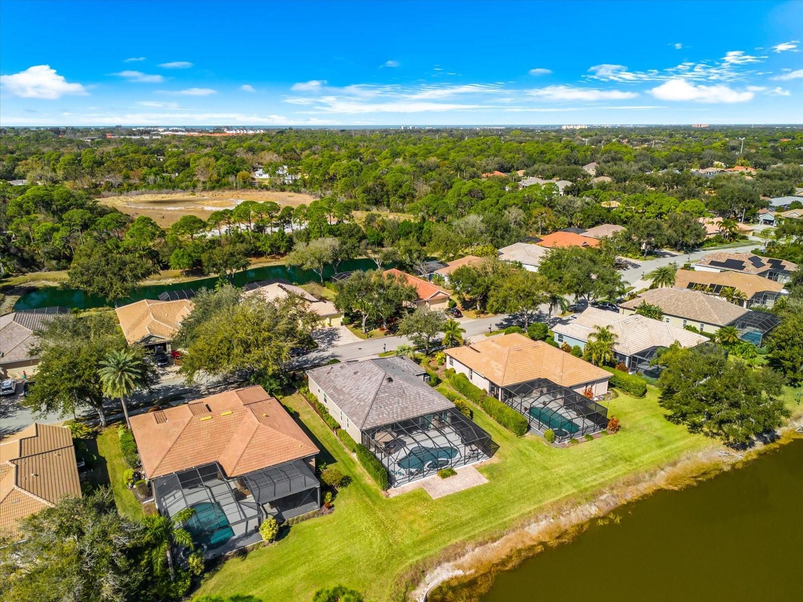 Image 44 of 54 For 936 Scherer Way