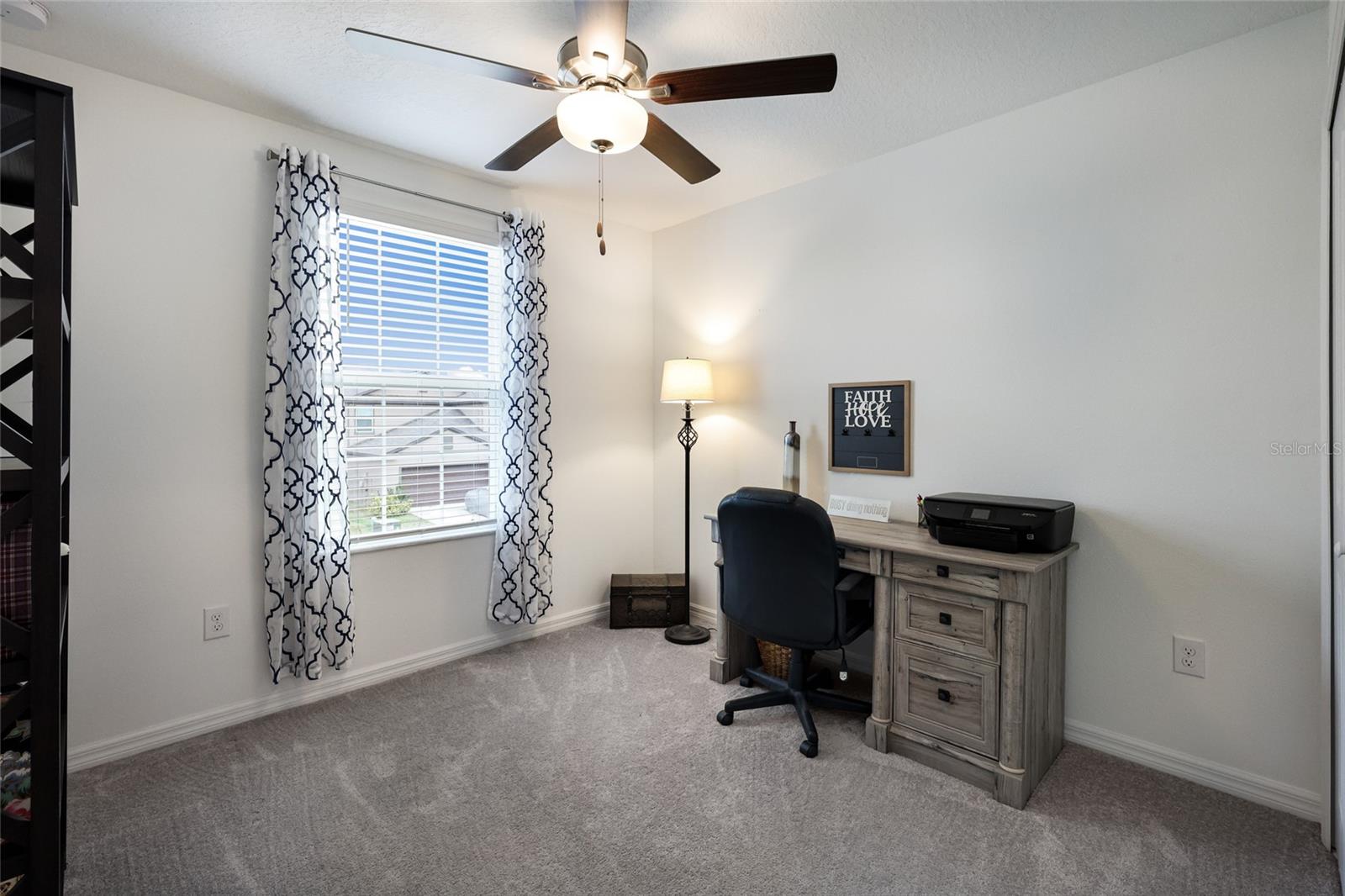 Image 25 of 62 For 5552 Blue Azure Drive