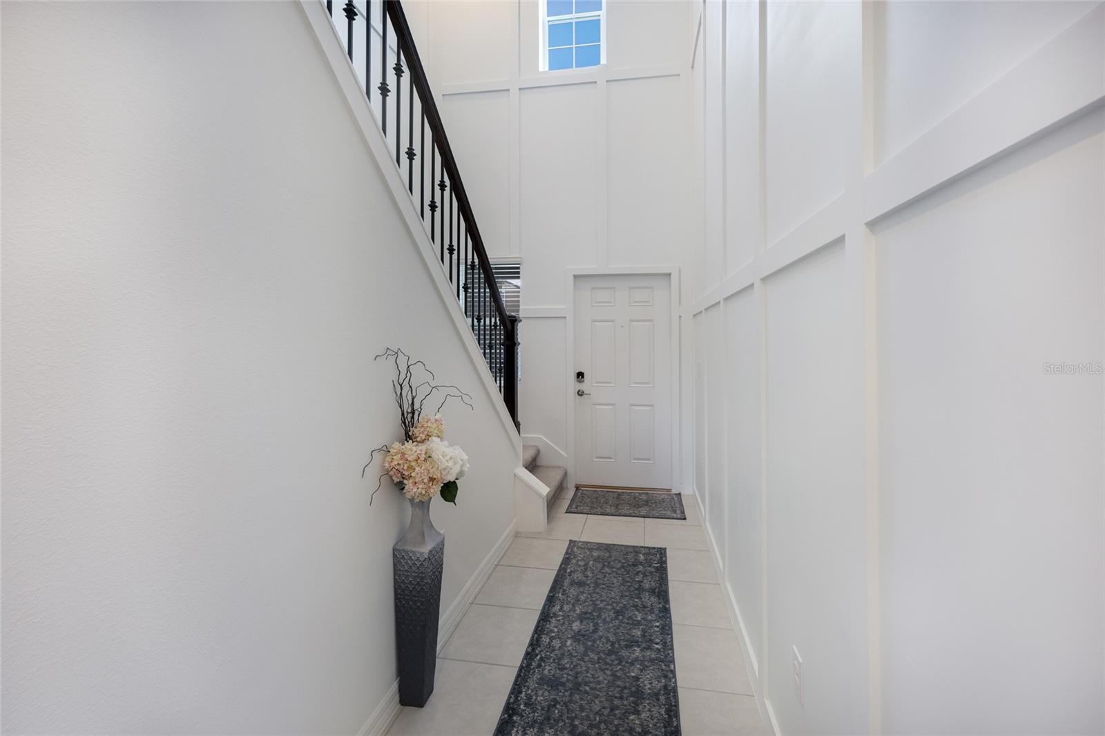 Image 4 of 62 For 5552 Blue Azure Drive