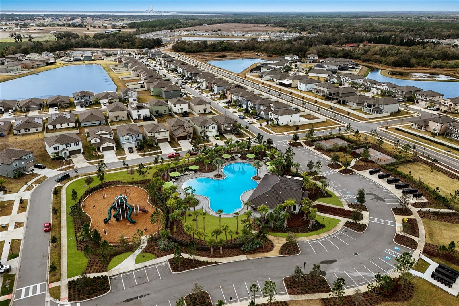 Image 41 of 62 For 5552 Blue Azure Drive