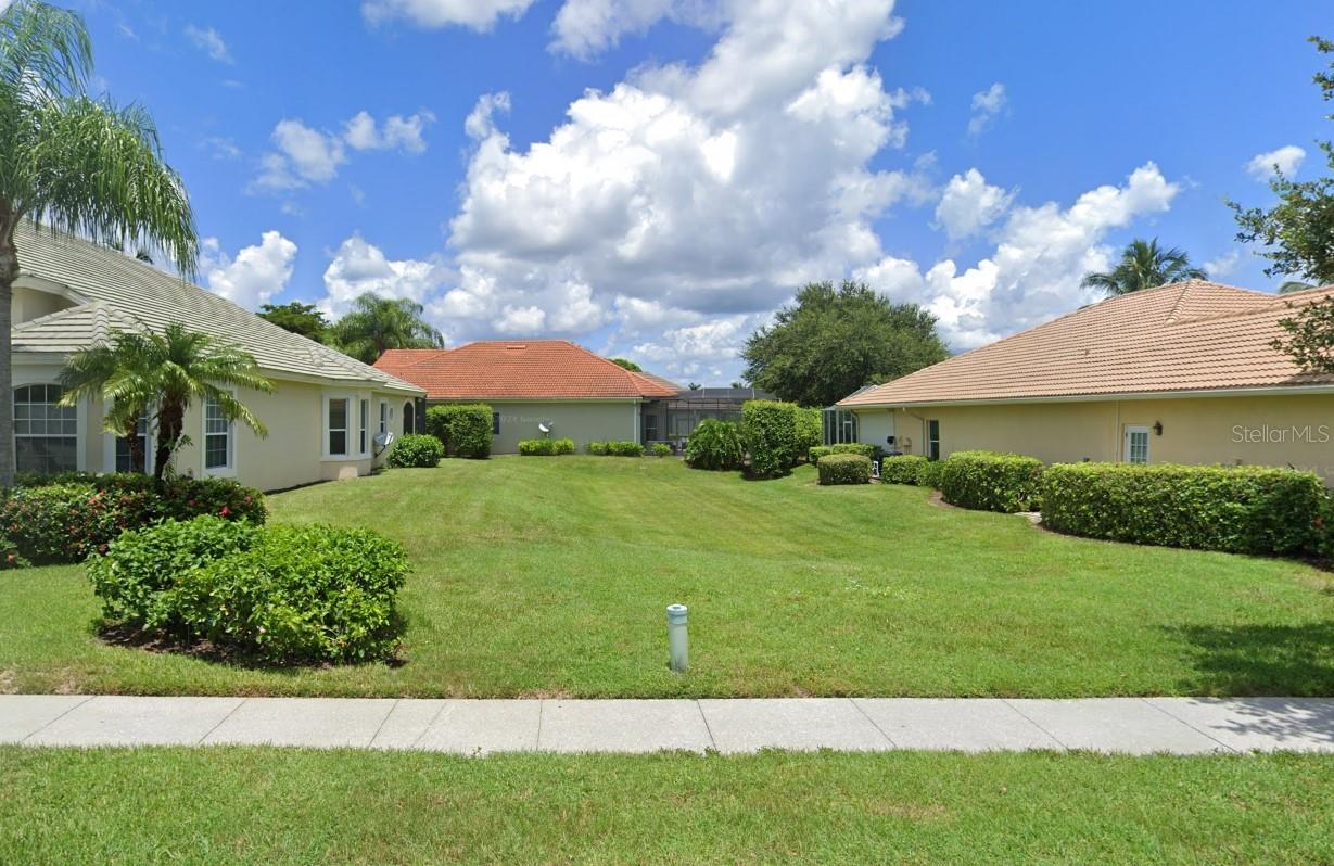 Image 2 of 6 For 6936 Mauna Loa Lane