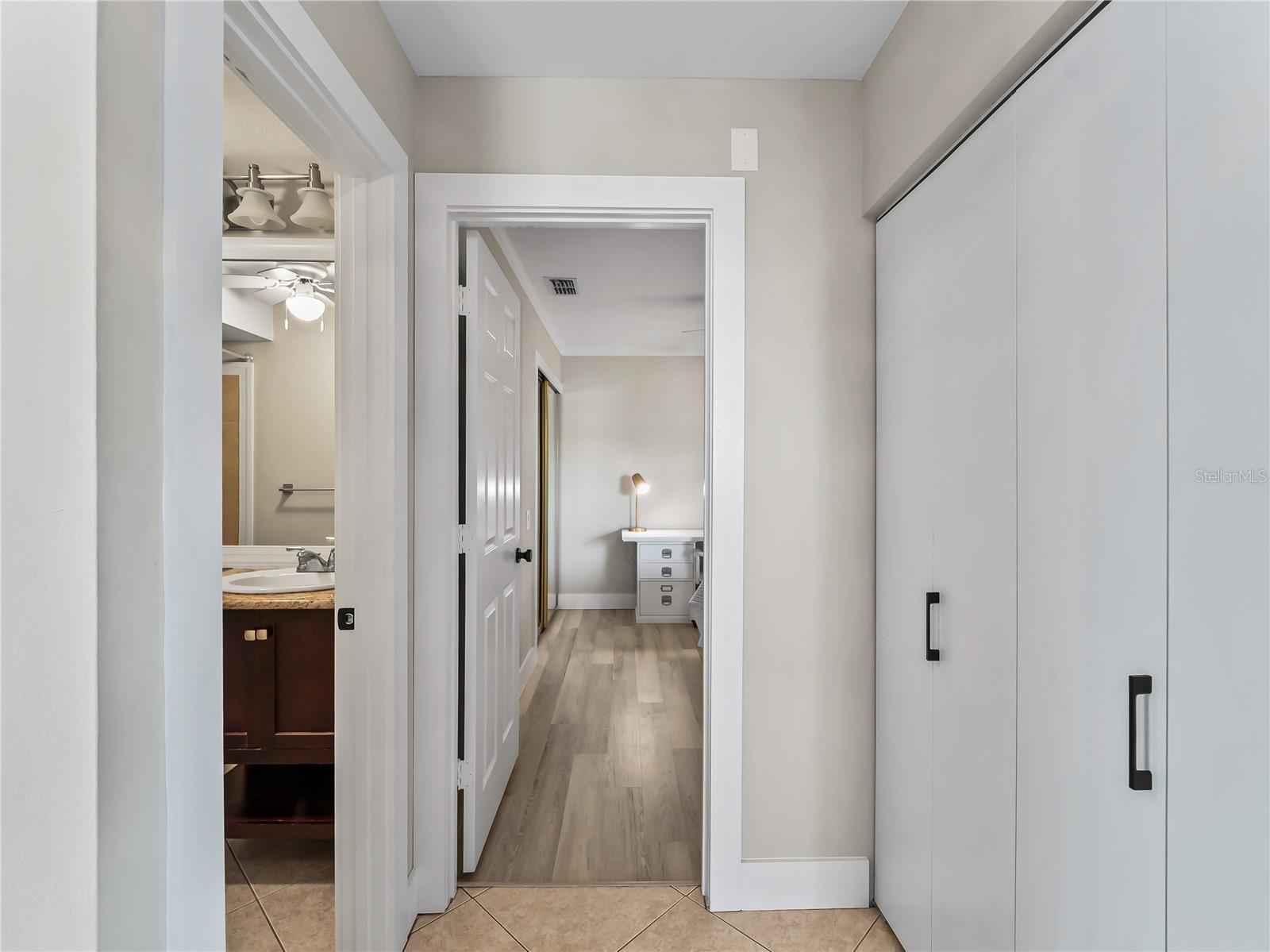 Image 10 of 41 For 4668 Oak Hill Lane 40