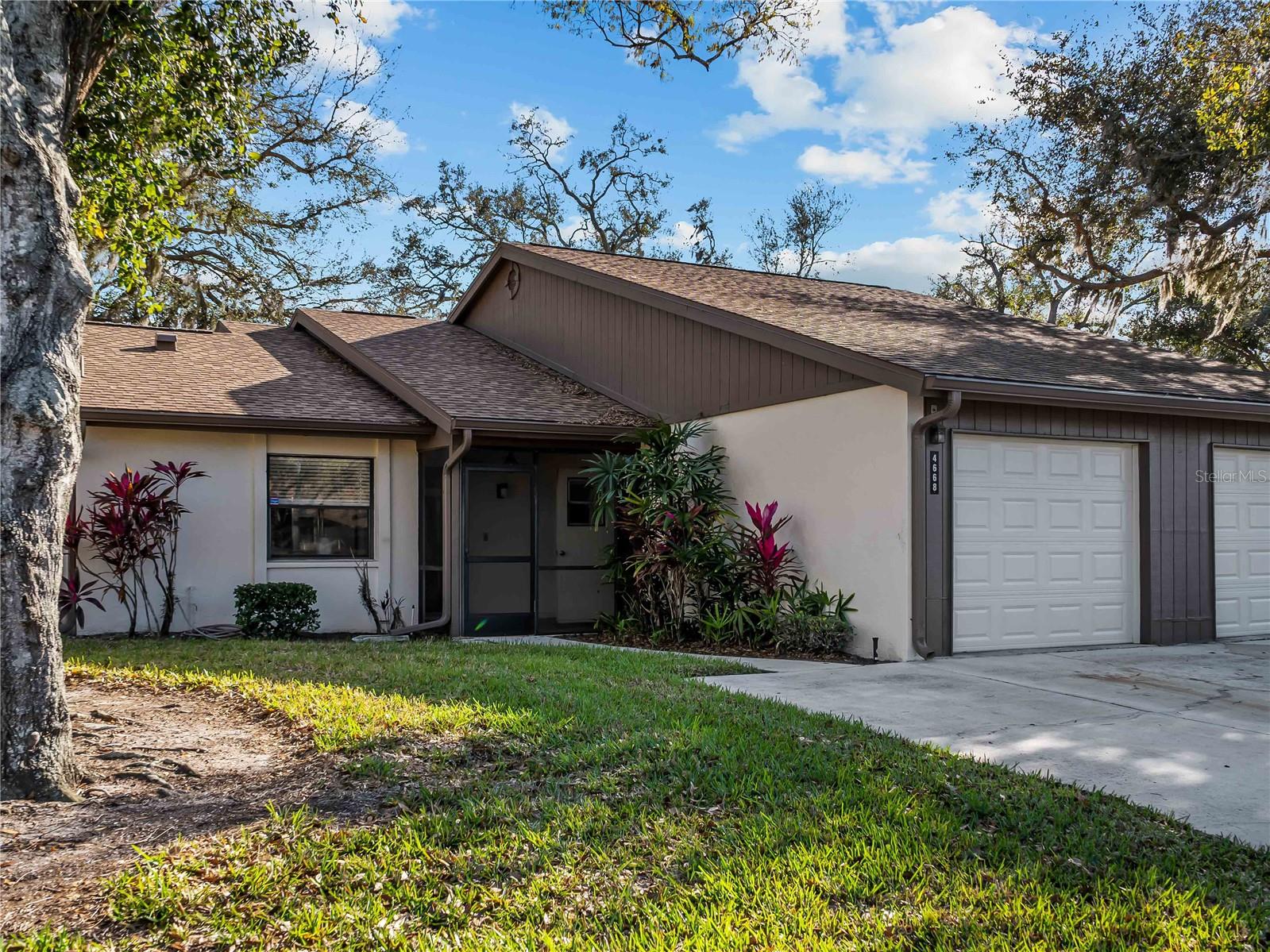 Image 2 of 41 For 4668 Oak Hill Lane 40