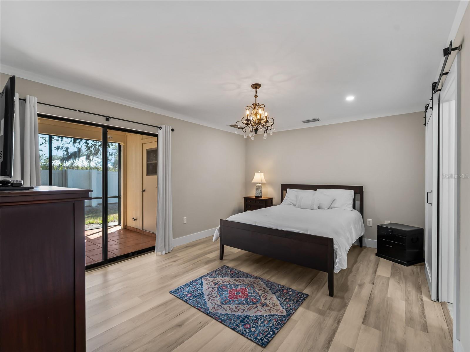 Image 21 of 41 For 4668 Oak Hill Lane 40