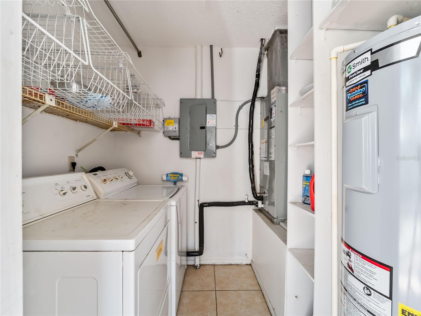 Image 27 of 41 For 4668 Oak Hill Lane 40