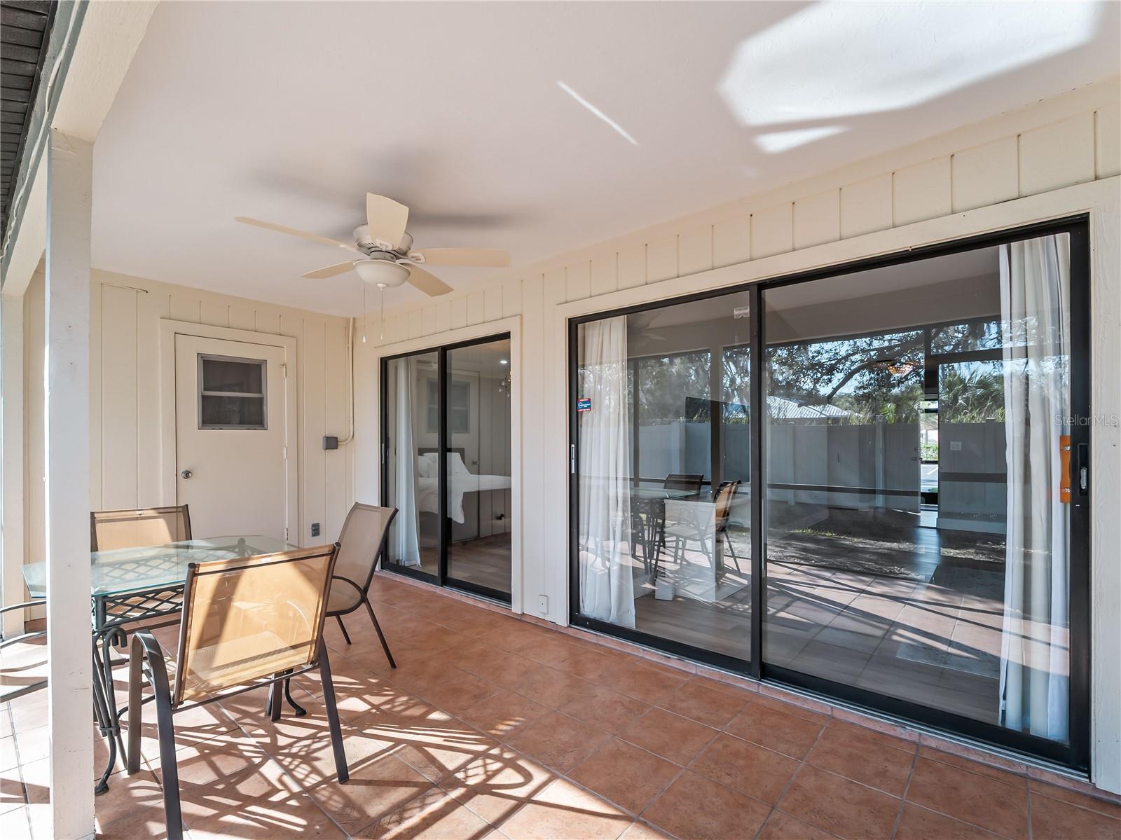 Image 29 of 41 For 4668 Oak Hill Lane 40