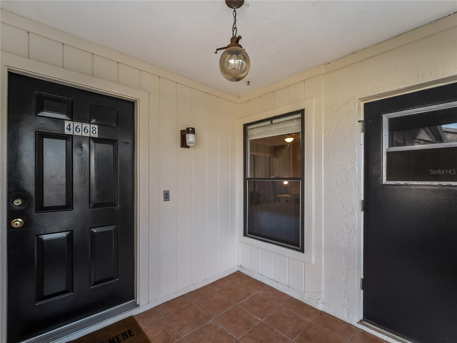 Image 4 of 41 For 4668 Oak Hill Lane 40