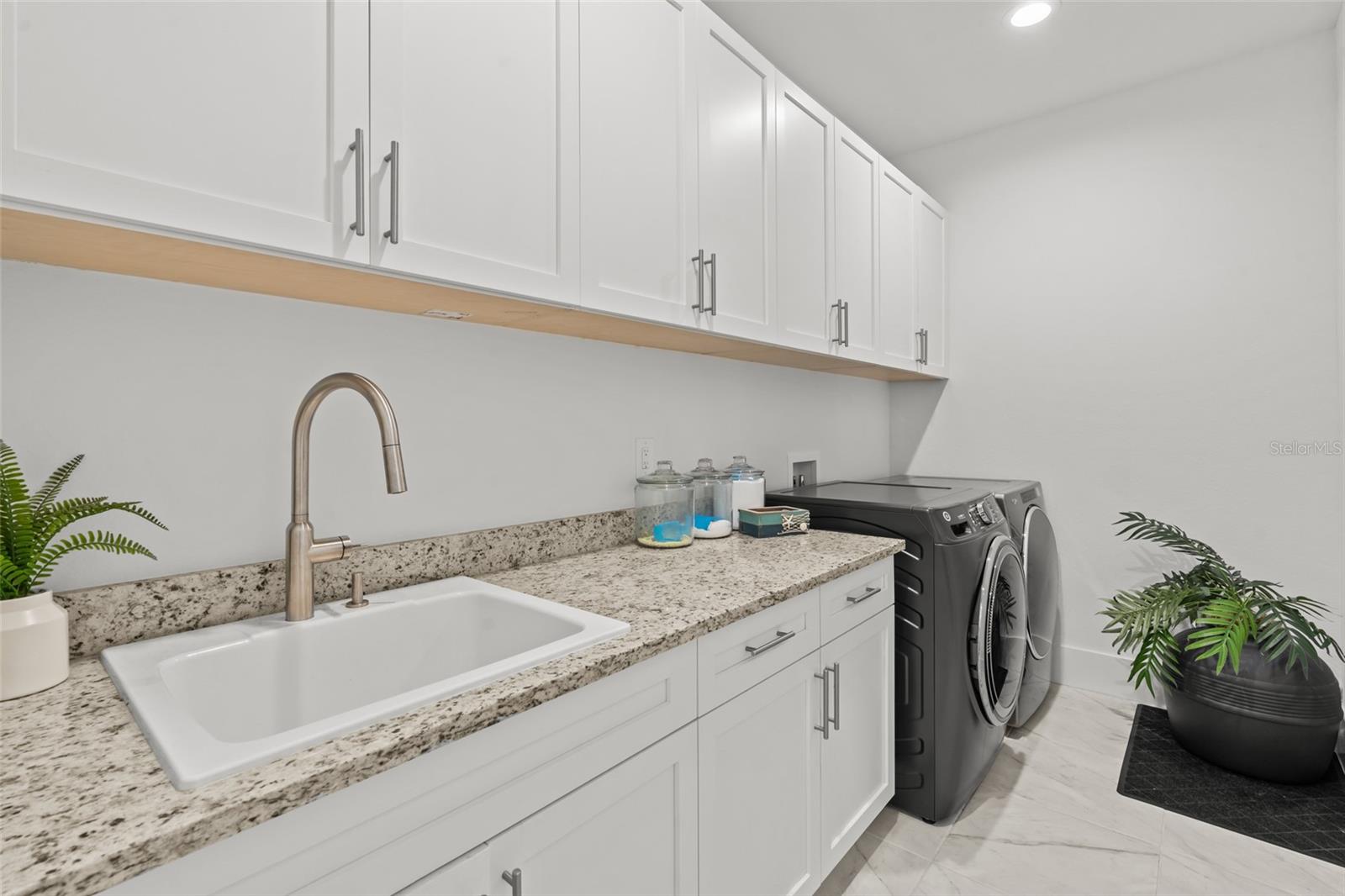 Image 26 of 33 For 16768 San Edmundo Road