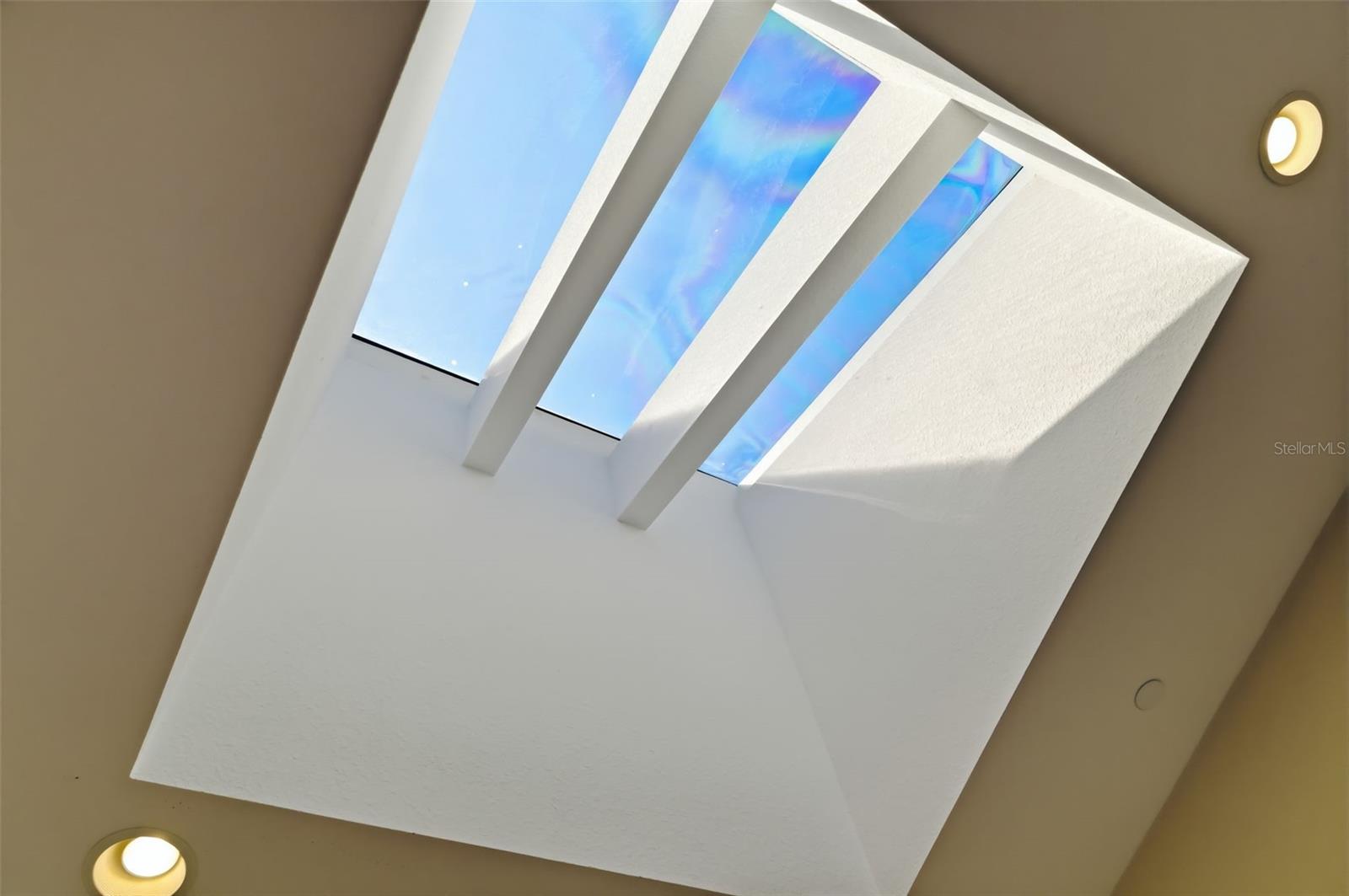 Image 16 of 98 For 2326 Harbour Oaks Drive