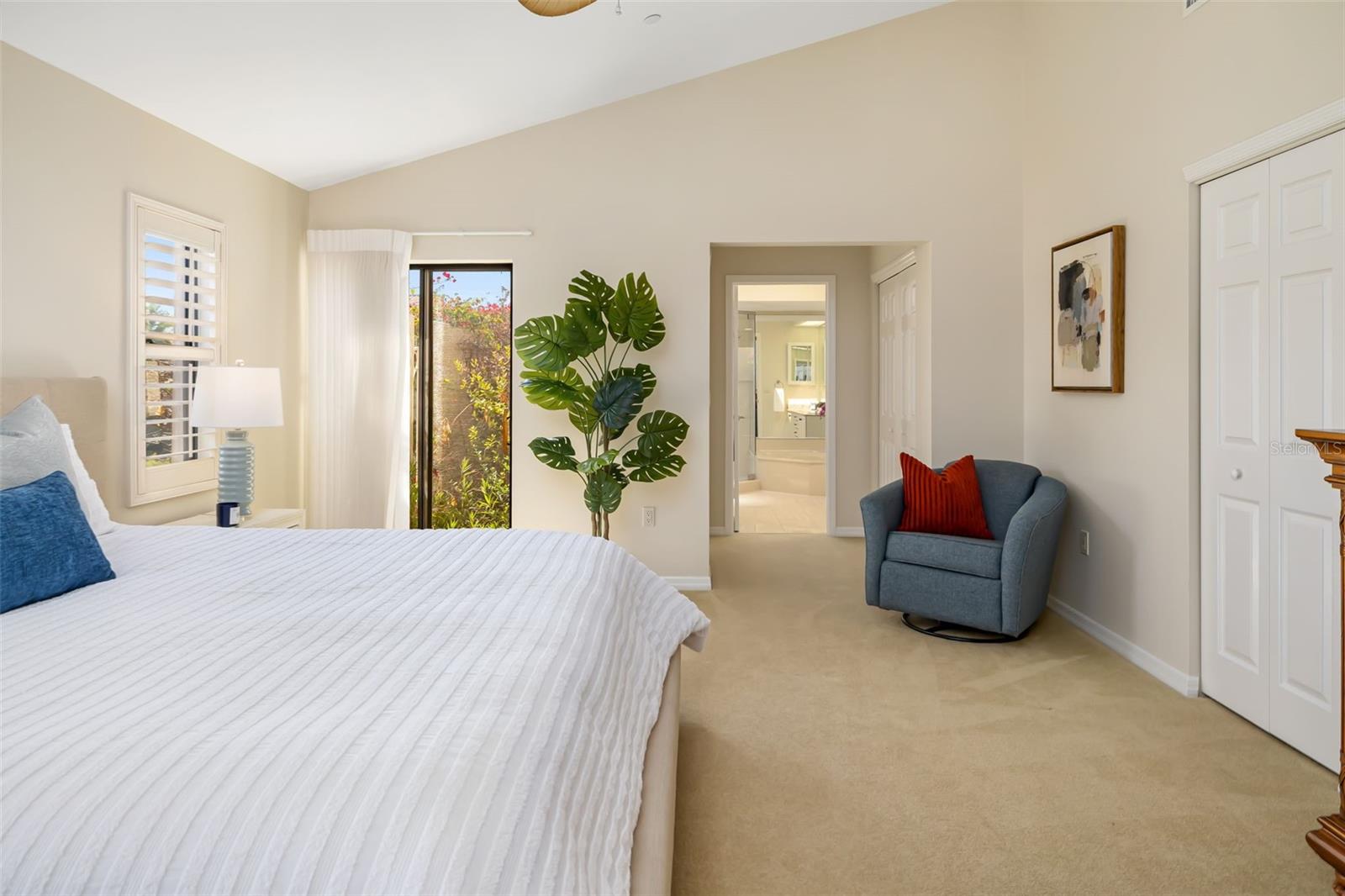 Image 21 of 98 For 2326 Harbour Oaks Drive