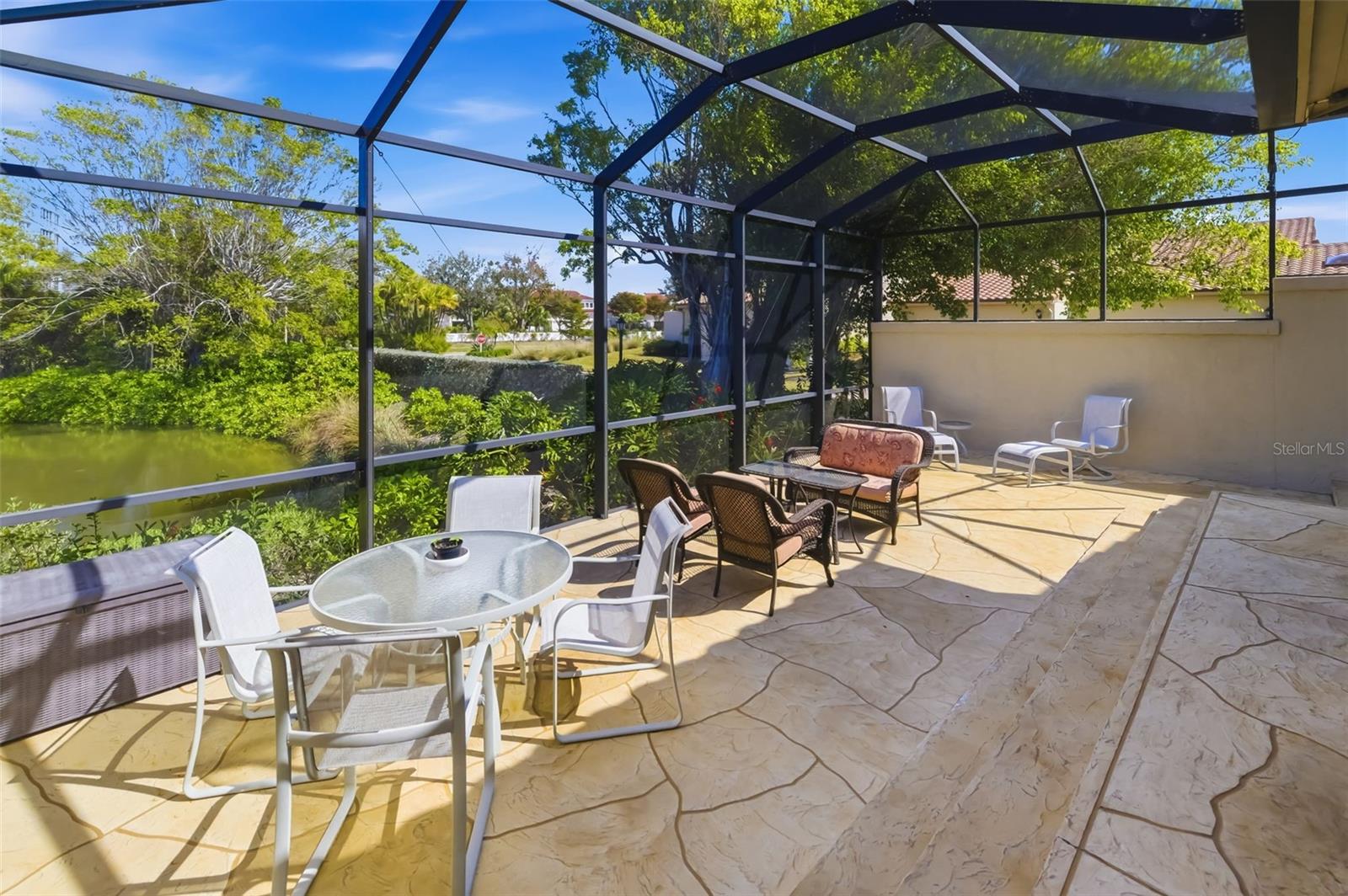 Image 42 of 98 For 2326 Harbour Oaks Drive