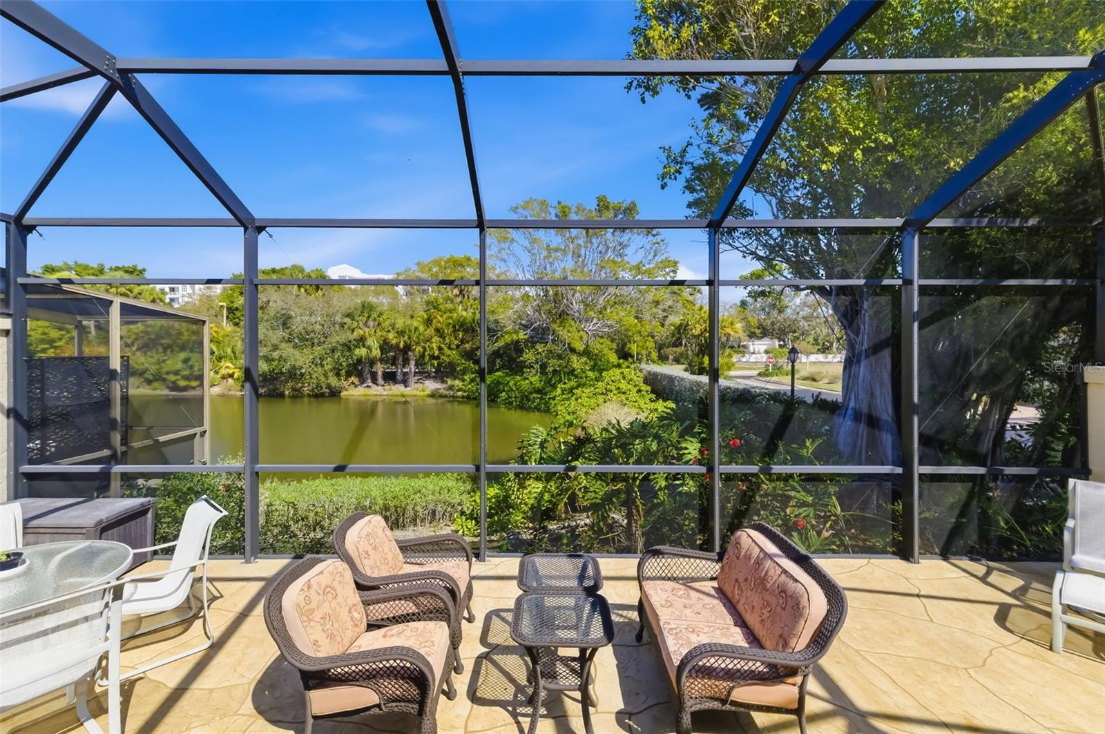 Image 46 of 98 For 2326 Harbour Oaks Drive