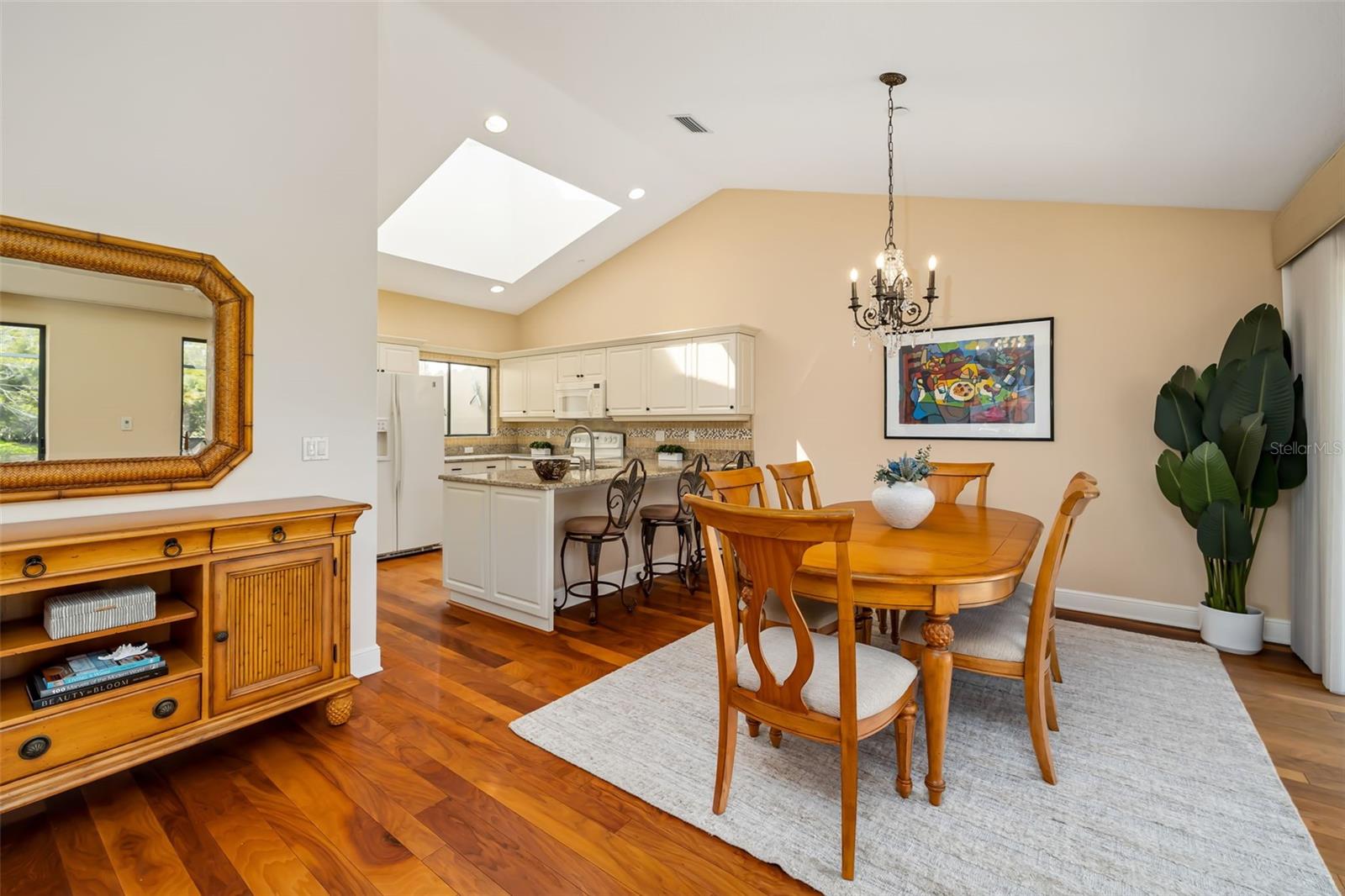 Image 9 of 98 For 2326 Harbour Oaks Drive