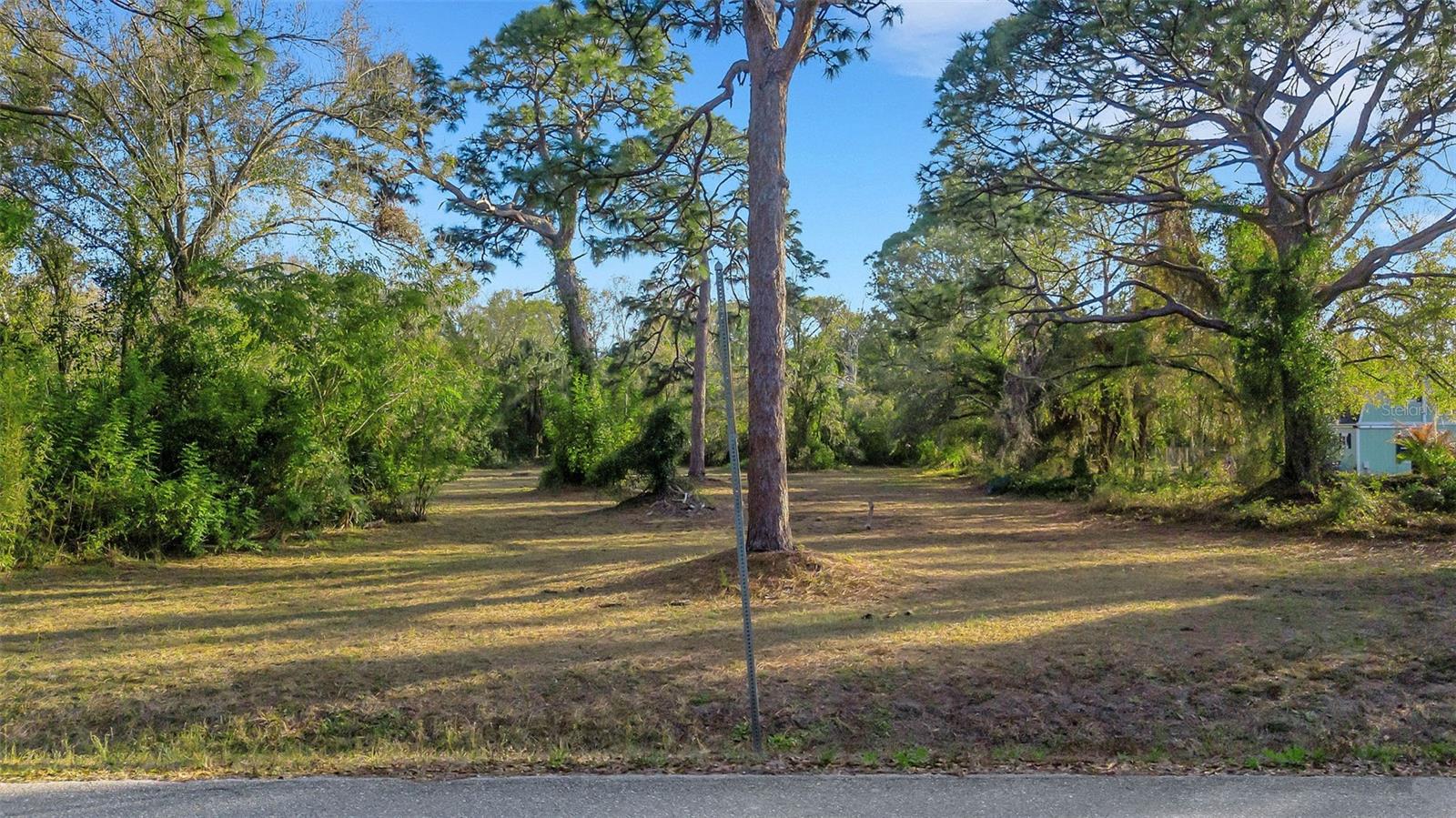 Image 7 of 8 For 2944 49th Street