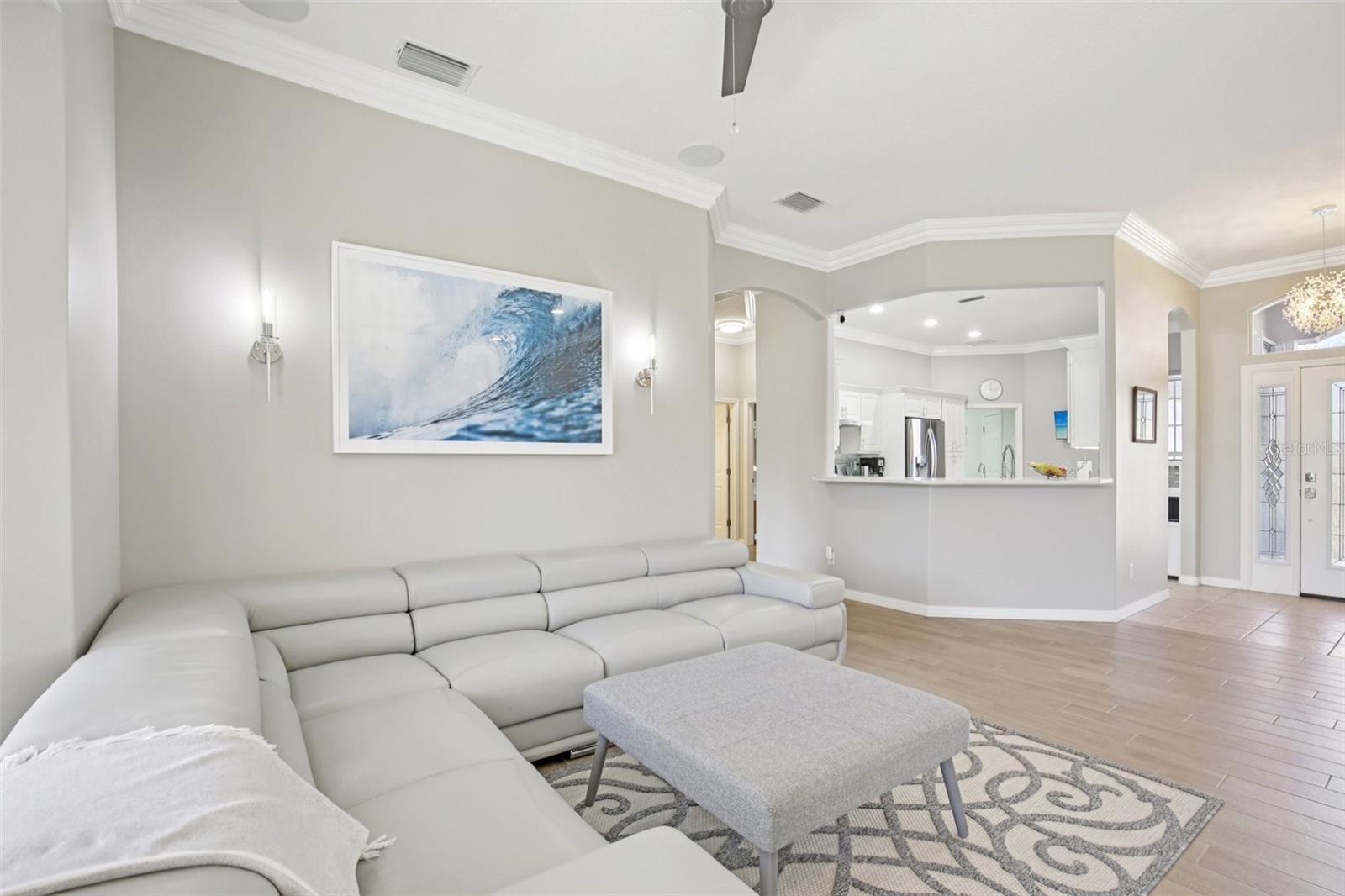 Image 12 of 43 For 5260 Highbury Circle