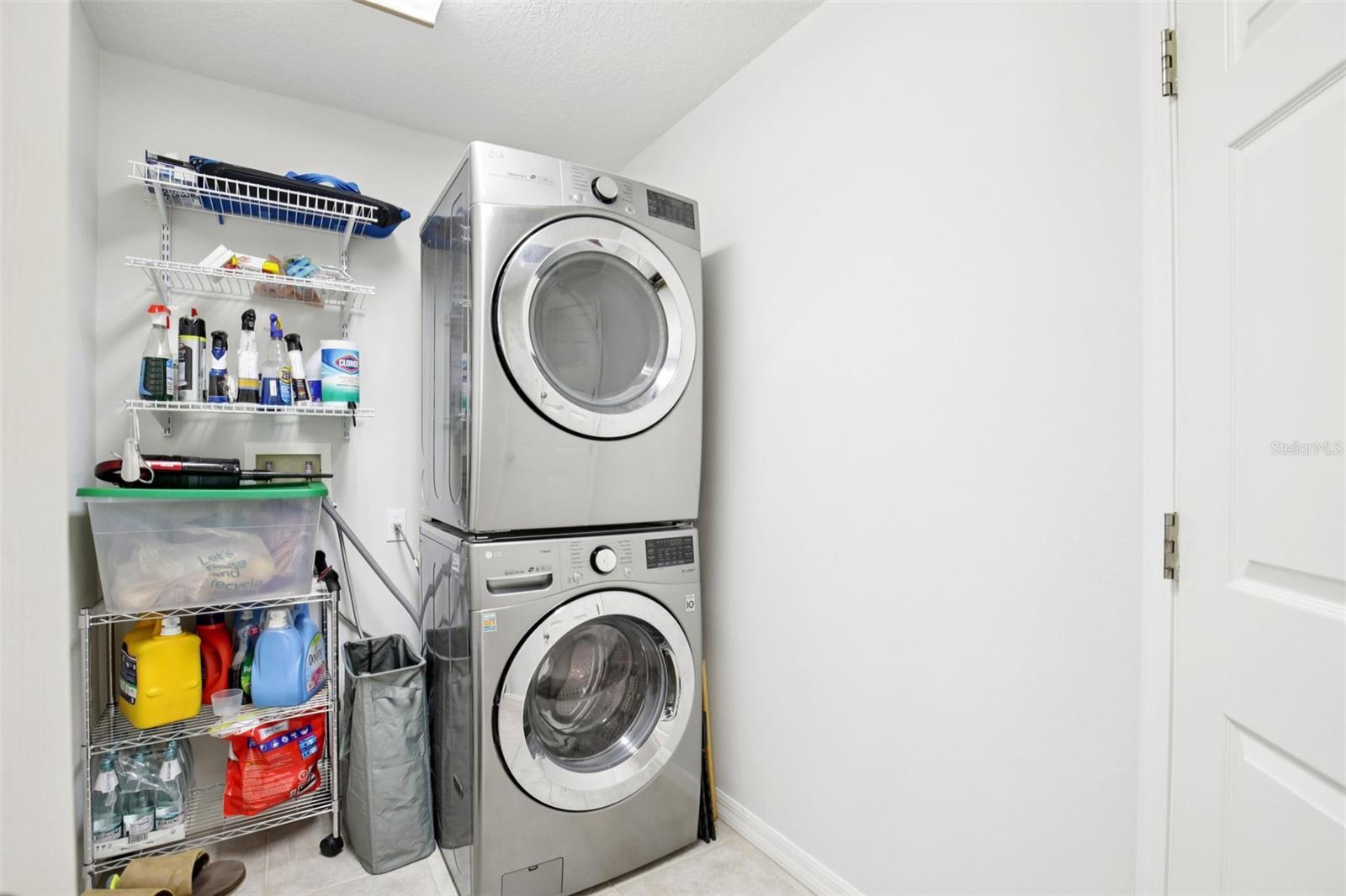 Image 29 of 43 For 5260 Highbury Circle