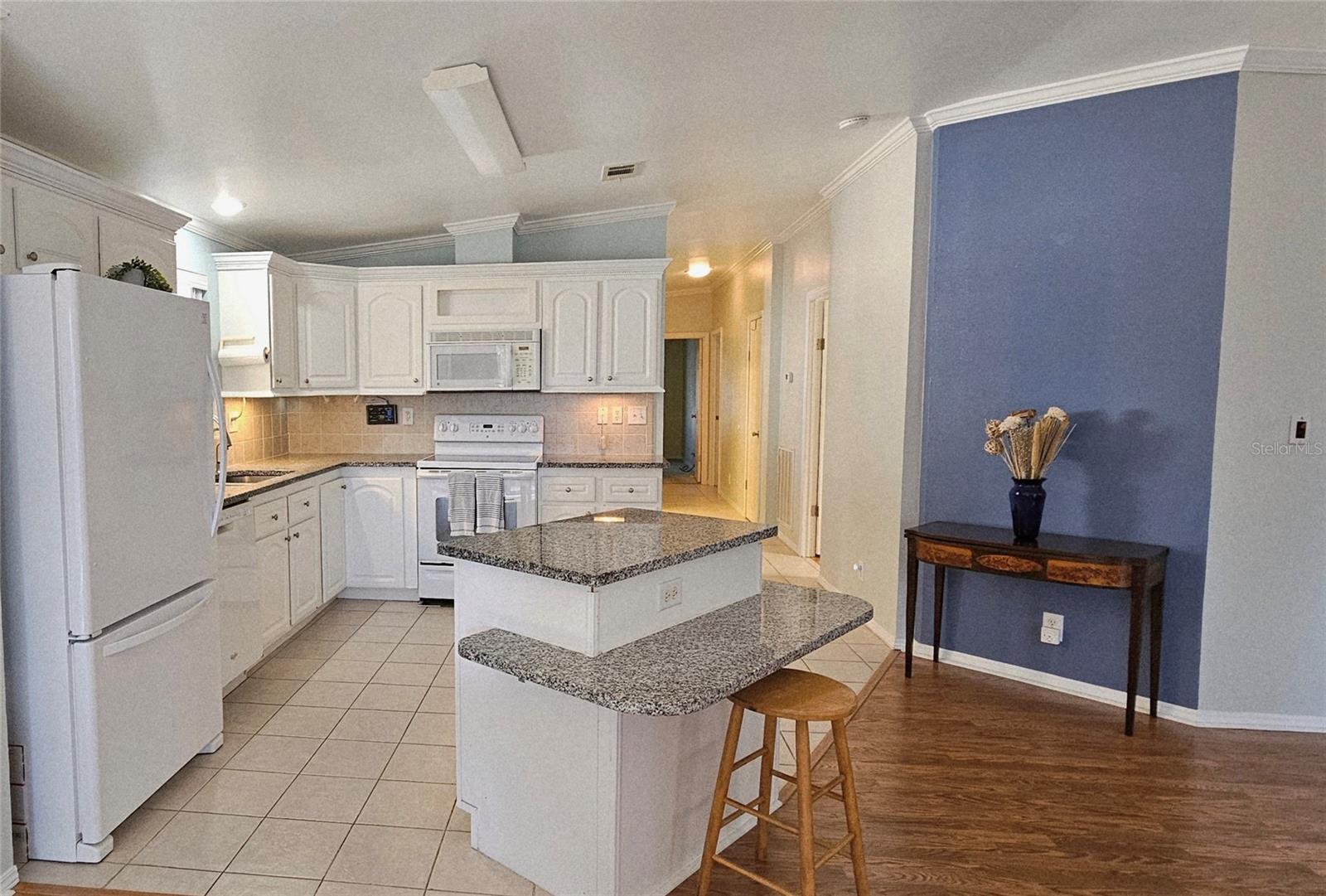 Image 13 of 28 For 140 Southwinds Drive