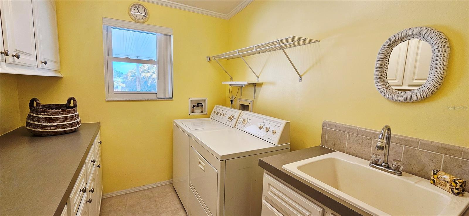 Image 19 of 28 For 140 Southwinds Drive