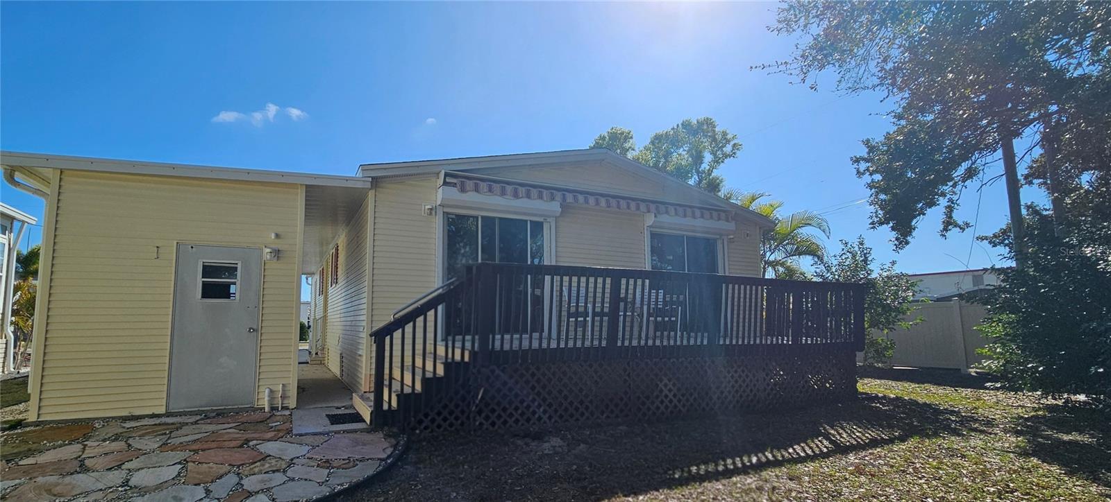 Image 21 of 28 For 140 Southwinds Drive