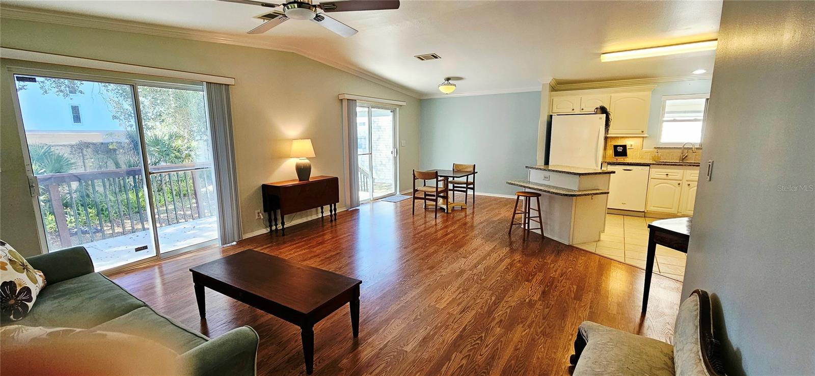 Image 4 of 28 For 140 Southwinds Drive