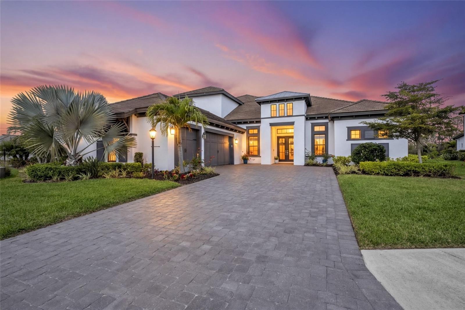 Image 10 of 100 For 15219 Derna Terrace