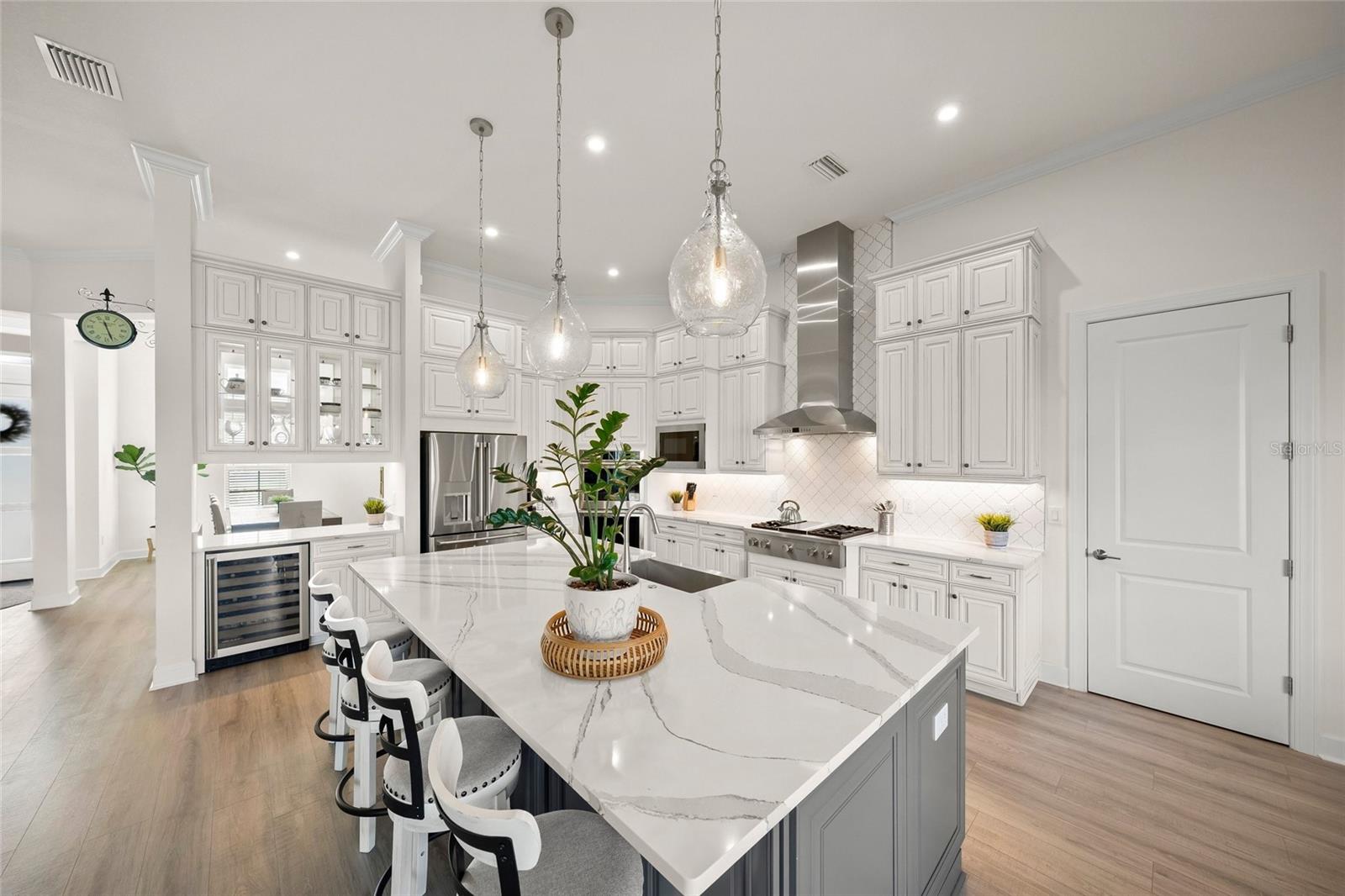 Image 14 of 100 For 15219 Derna Terrace