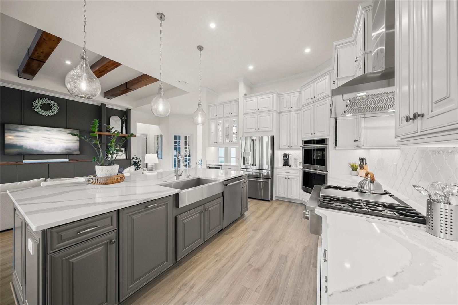 Image 21 of 100 For 15219 Derna Terrace