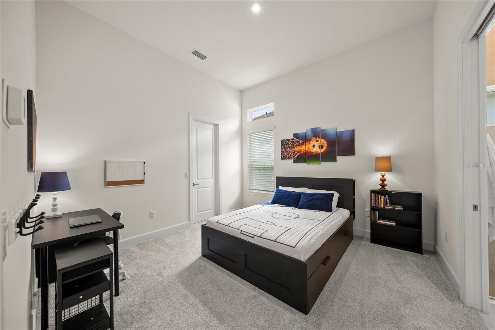 Image 40 of 100 For 15219 Derna Terrace