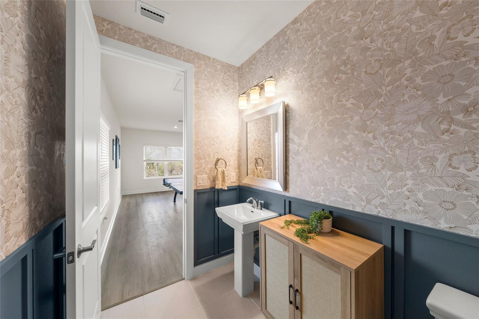 Image 52 of 100 For 15219 Derna Terrace